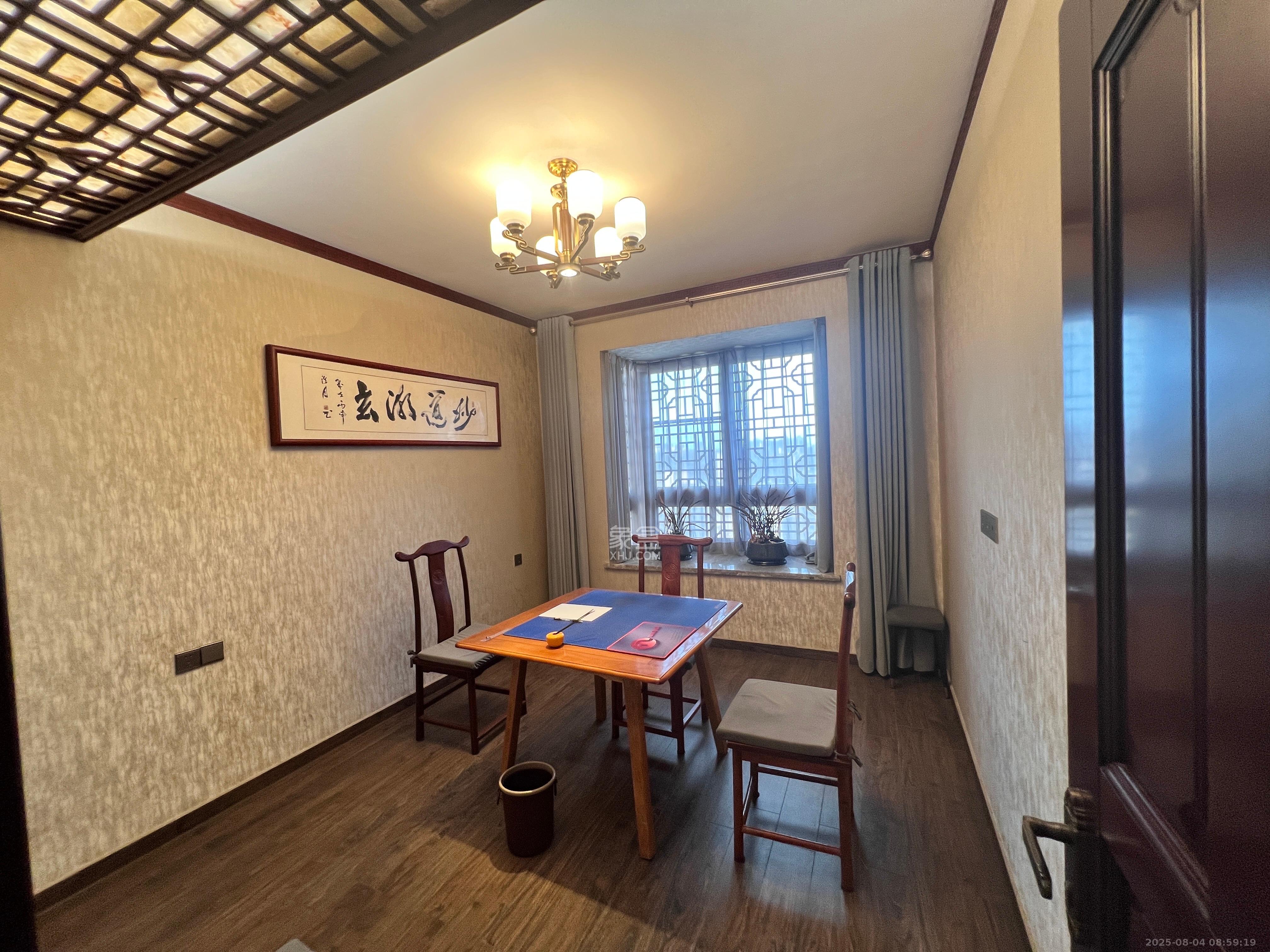 海拔东方 5室2厅2卫 15000.0元/月 海拔东方 5室2厅2卫 15000.0元/月室内图