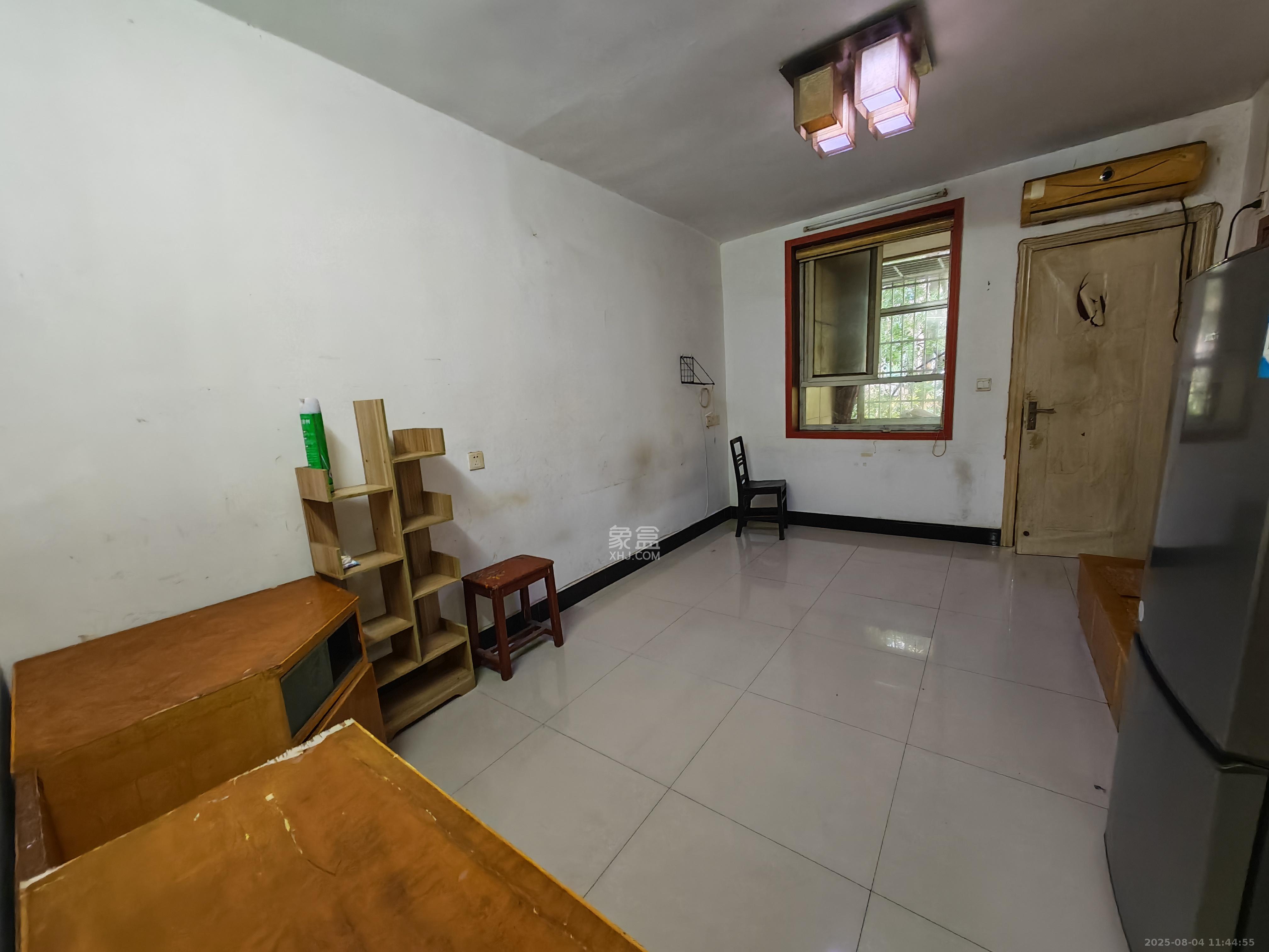 王公塘社区 1室1厅1卫 1180.0元/月 王公塘社区 1室1厅1卫 1180.0元/月室内图