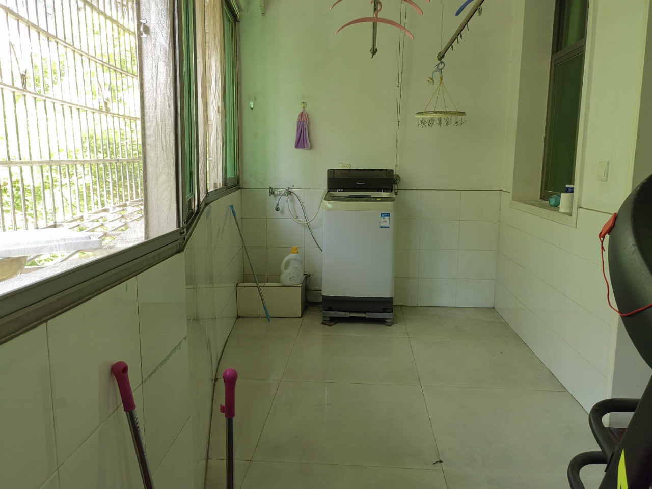 全丰小区 3室2厅2卫 1200.0元/月 全丰小区 3室2厅2卫 1200.0元/月室内图