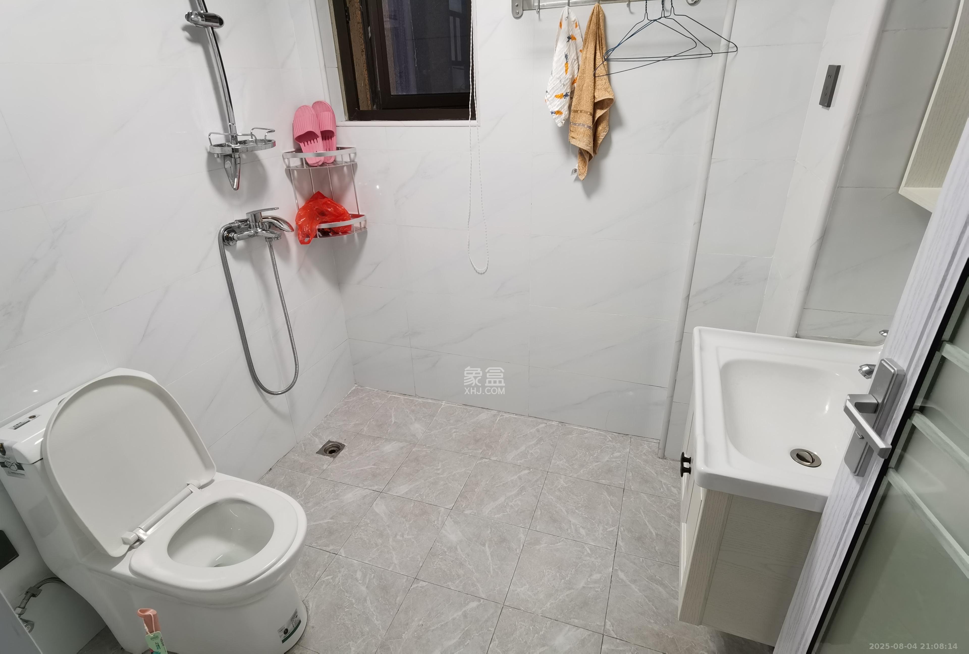 明昇壹城（明昇时代广场）二期  3室2厅2卫    3000.0元/月室内图