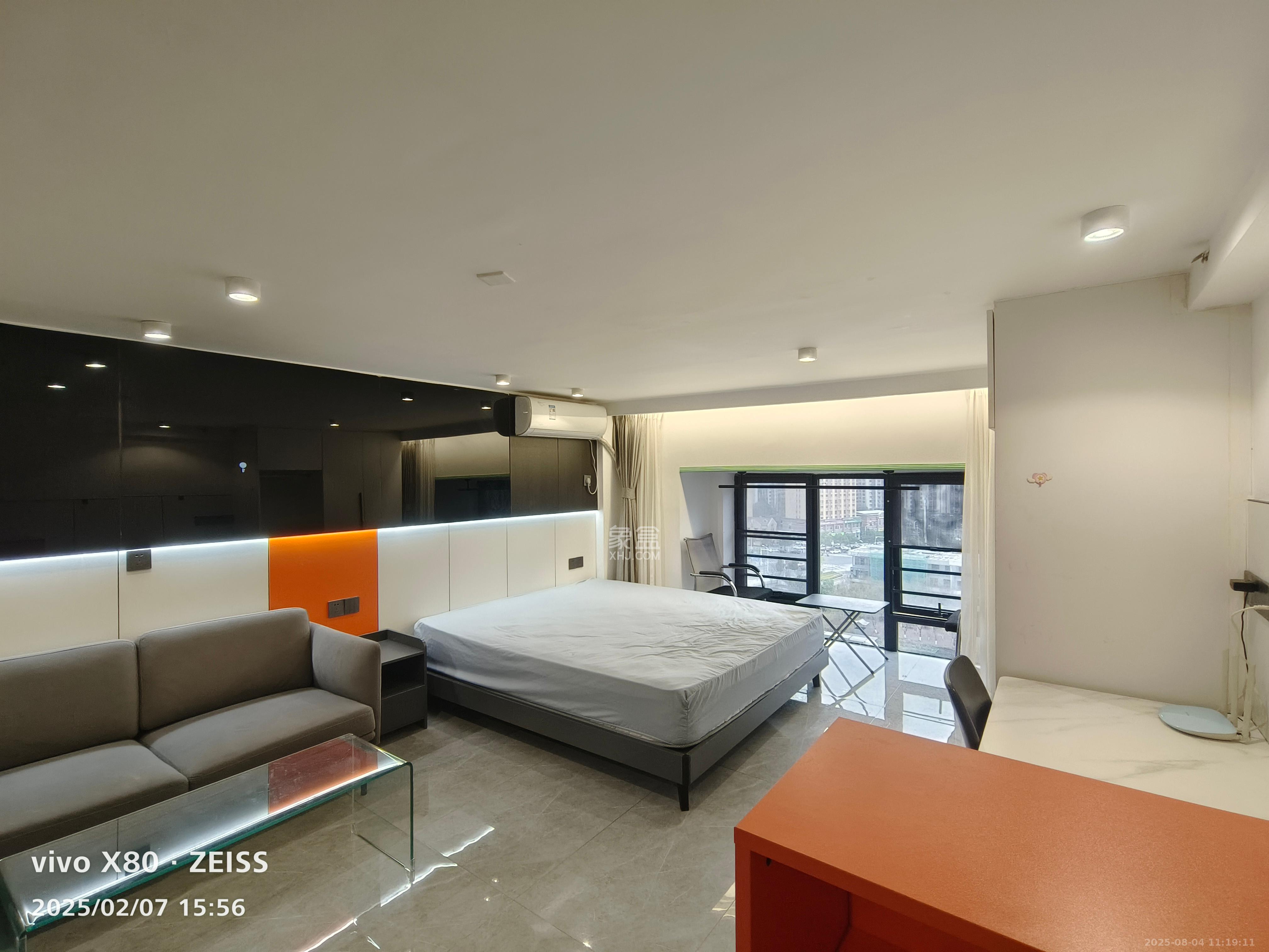 龙湖新壹城  1室1厅1卫    1400.0元/月 龙湖新壹城  1室1厅1卫    1400.0元/月室内图