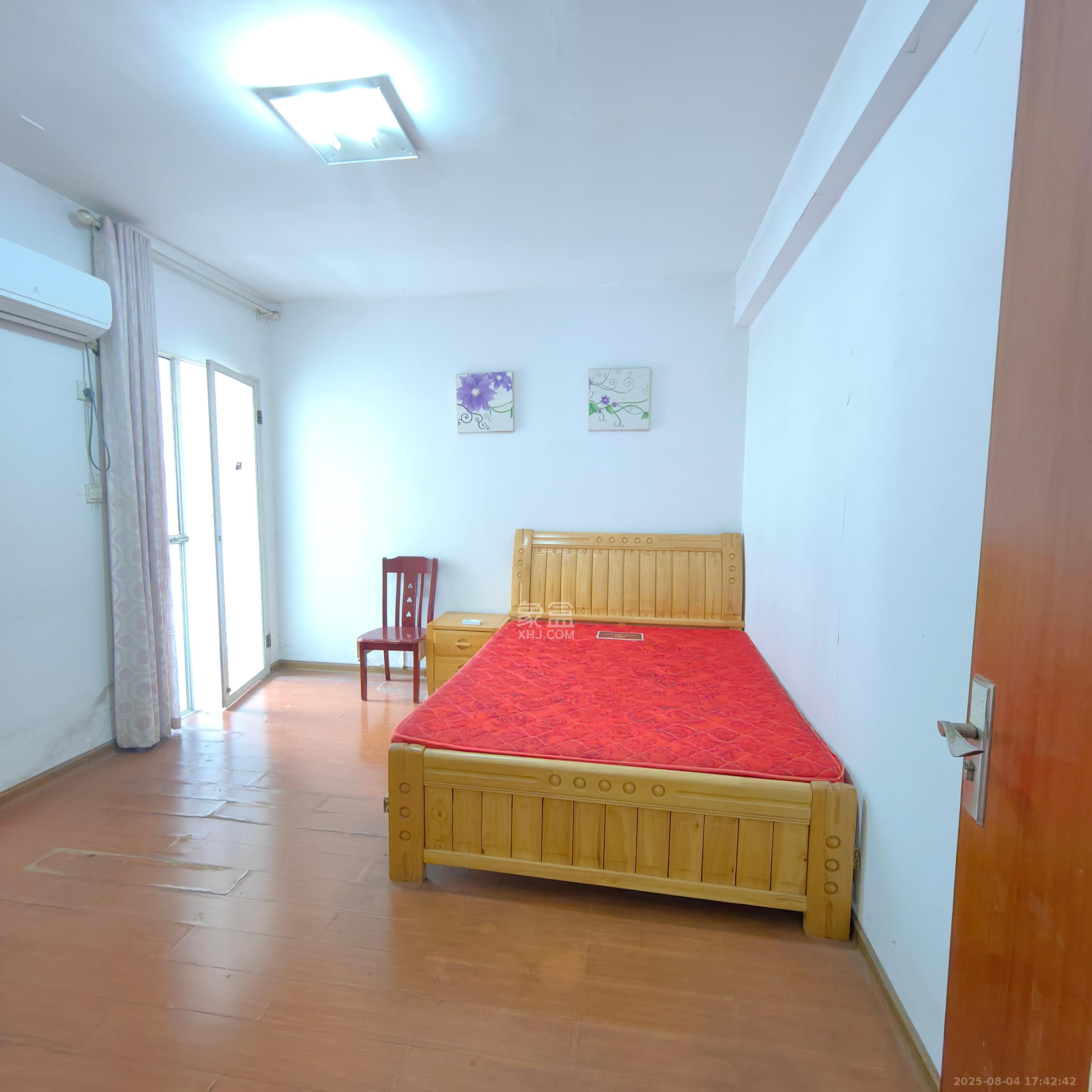 星城雅郡  3室2厅2卫    1390.0元/月 星城雅郡  3室2厅2卫    1390.0元/月室内图