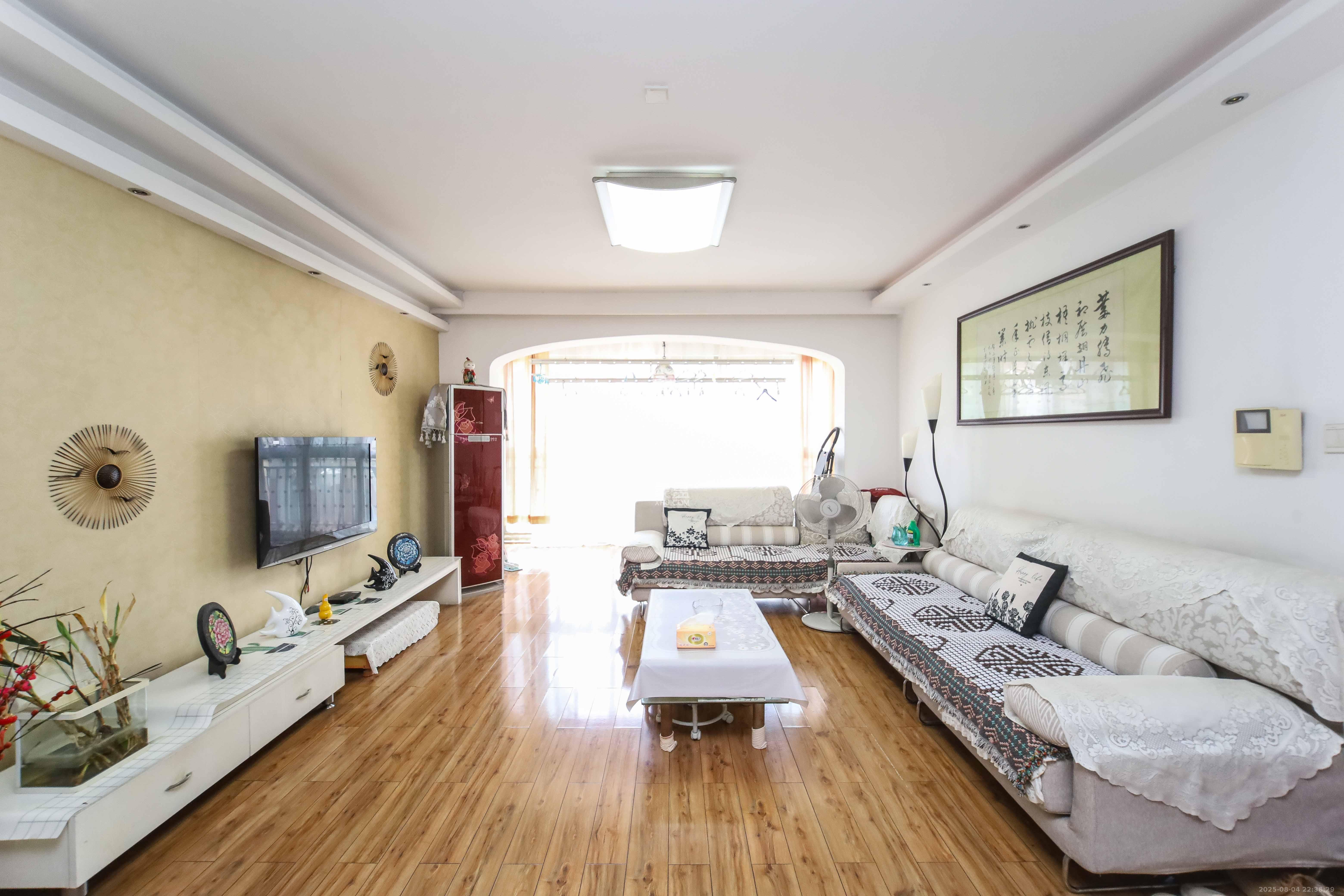 锦湘国际星城二期(锦雅苑)  3室2厅2卫    105.0万 锦湘国际星城二期(锦雅苑)  3室2厅2卫    105.0万