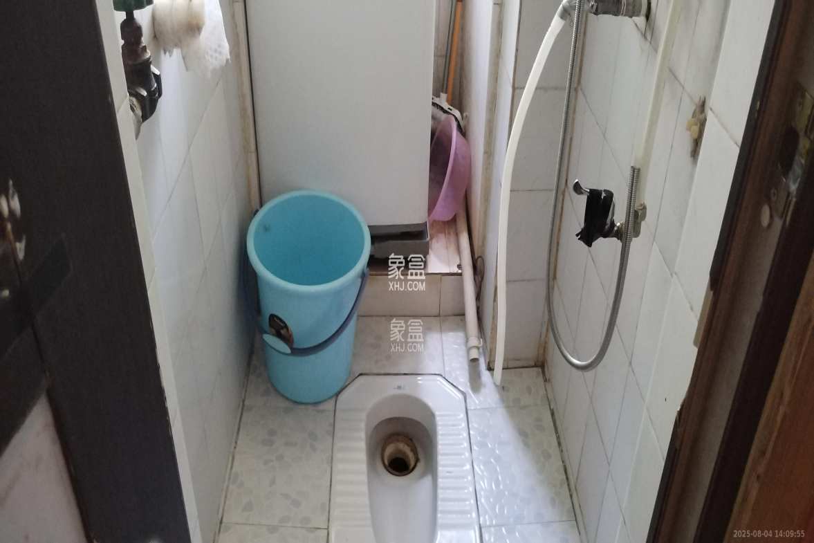 三印宿舍  3室1厅1卫    1200.0元/月 三印宿舍  3室1厅1卫    1200.0元/月室内图