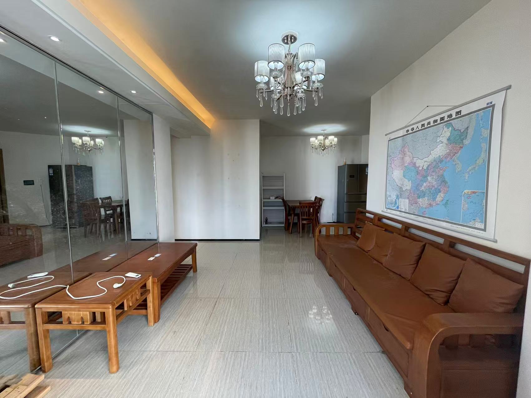 恒大美丽沙天澜湾 2室2厅1卫 2200.0元/月 恒大美丽沙天澜湾 2室2厅1卫 2200.0元/月室内图