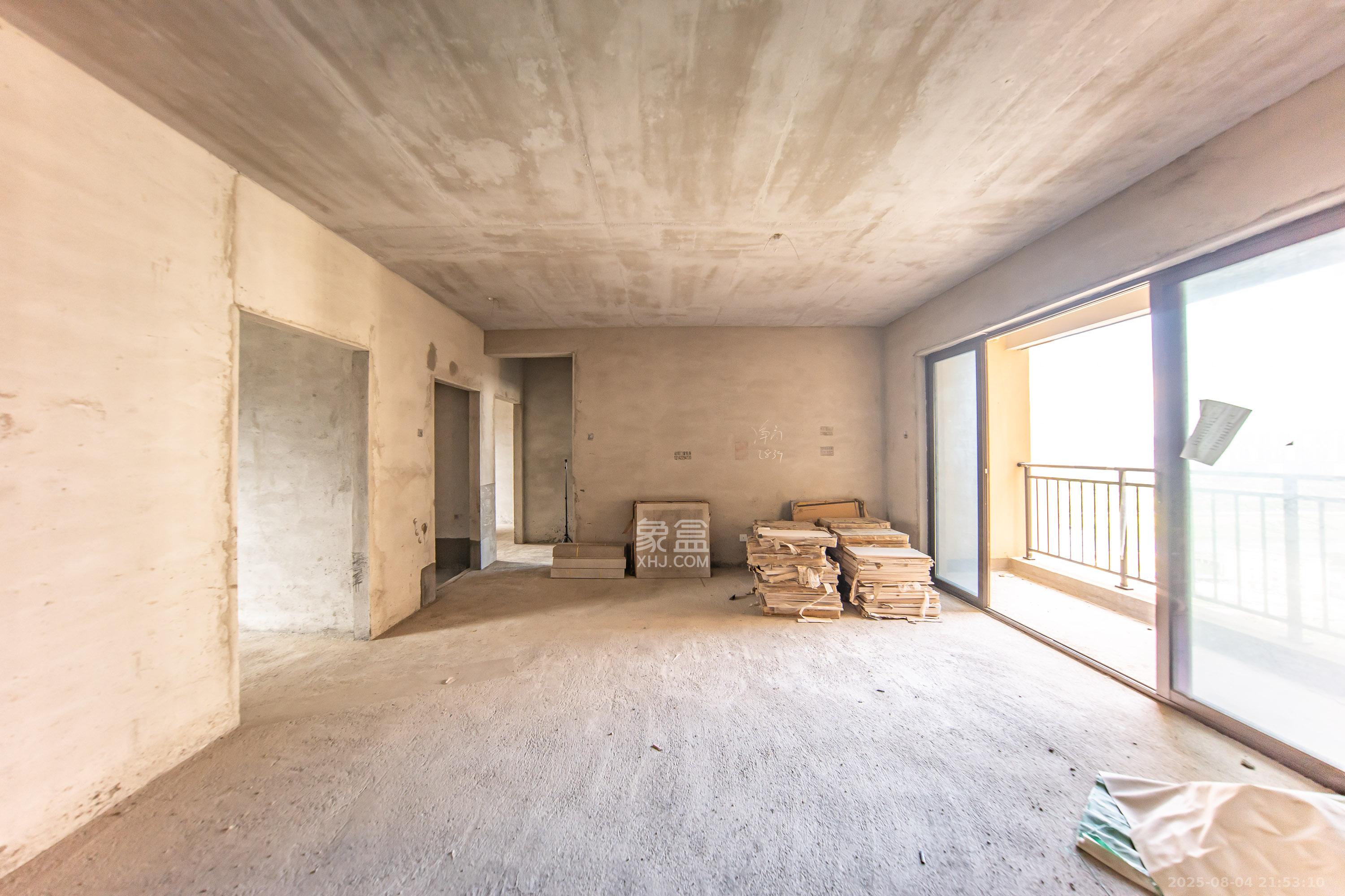 江山帝景雅典 3室2厅2卫 108.0万 江山帝景雅典 3室2厅2卫 108.0万客厅