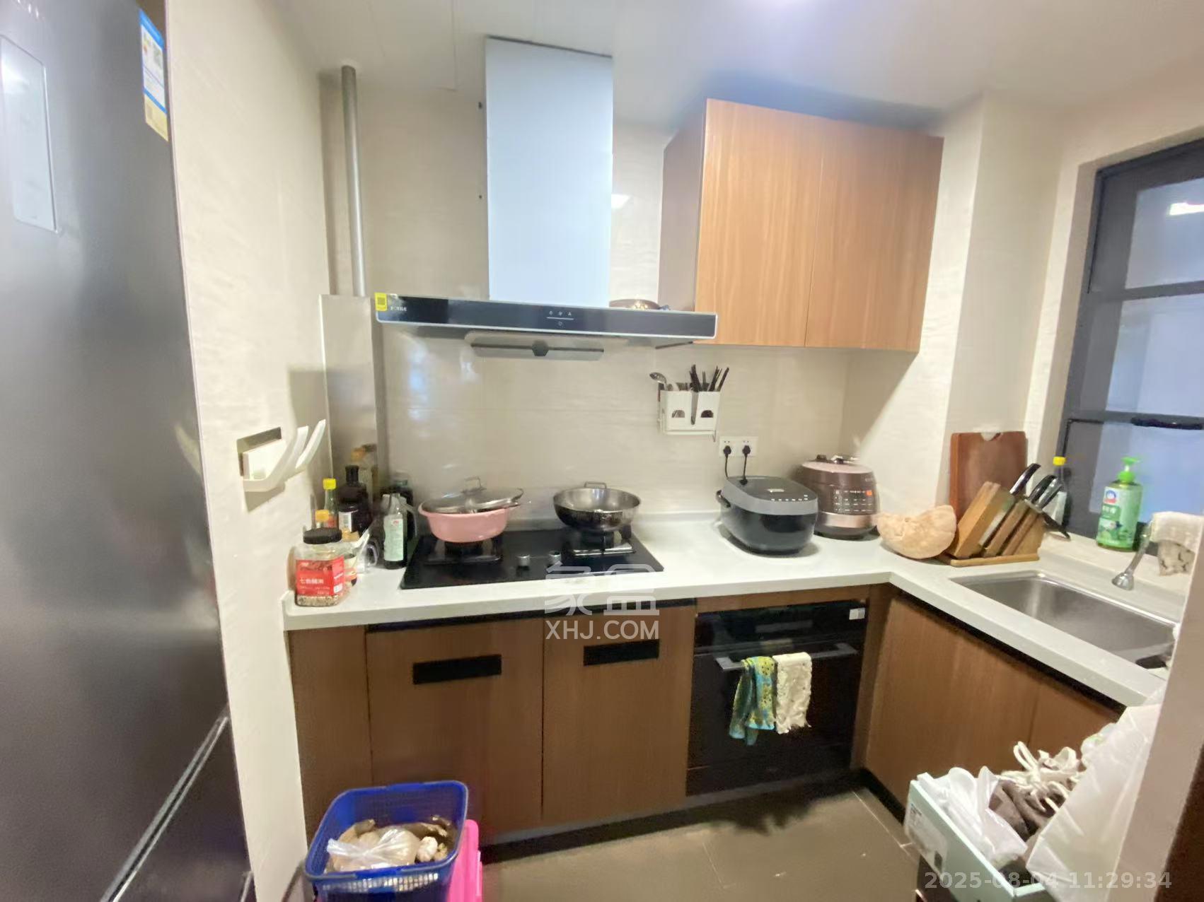 万科白鹭郡  3室2厅1卫    3000.0元/月 万科白鹭郡  3室2厅1卫    3000.0元/月室内图