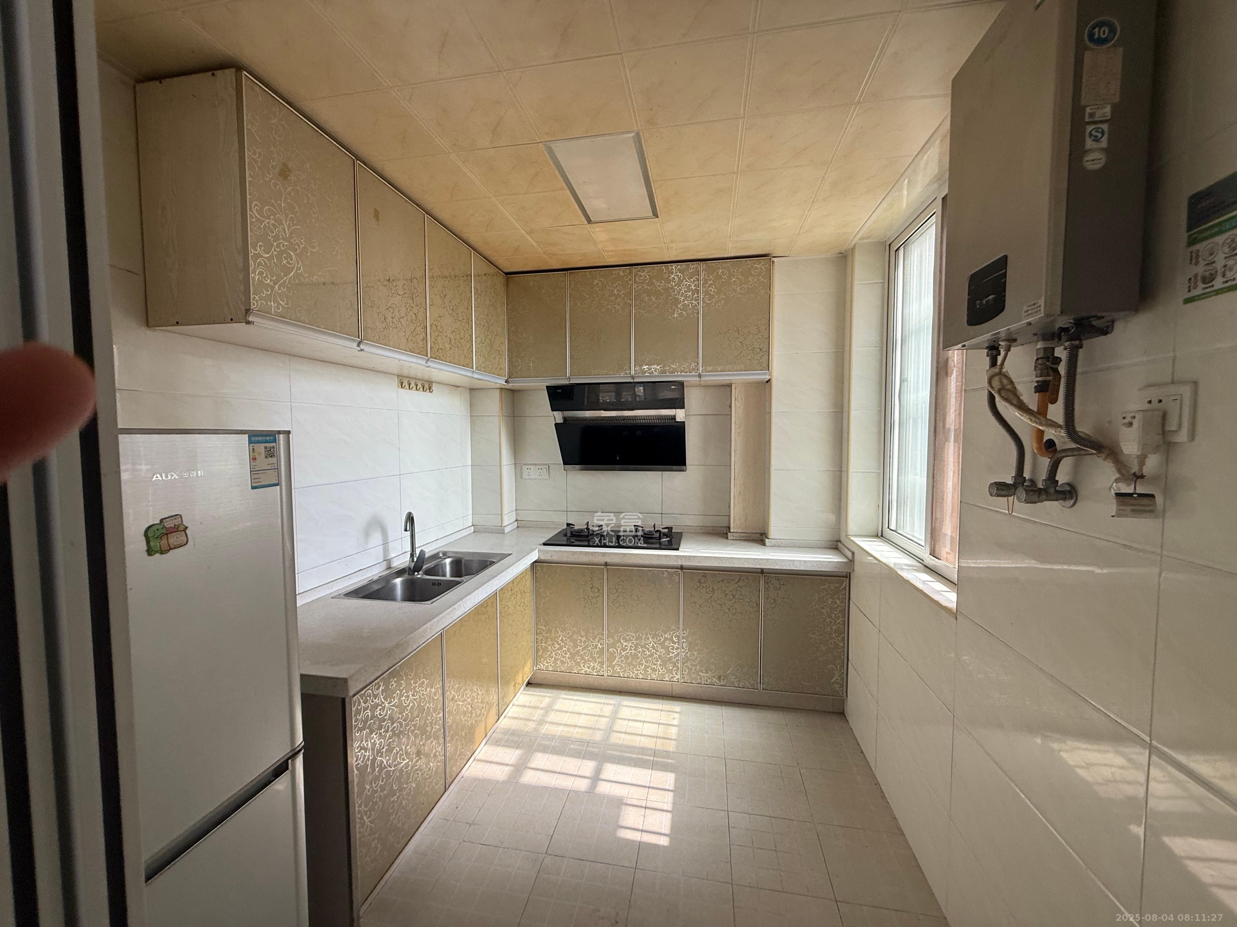 和沁园  2室1厅1卫    2000.0元/月室内图