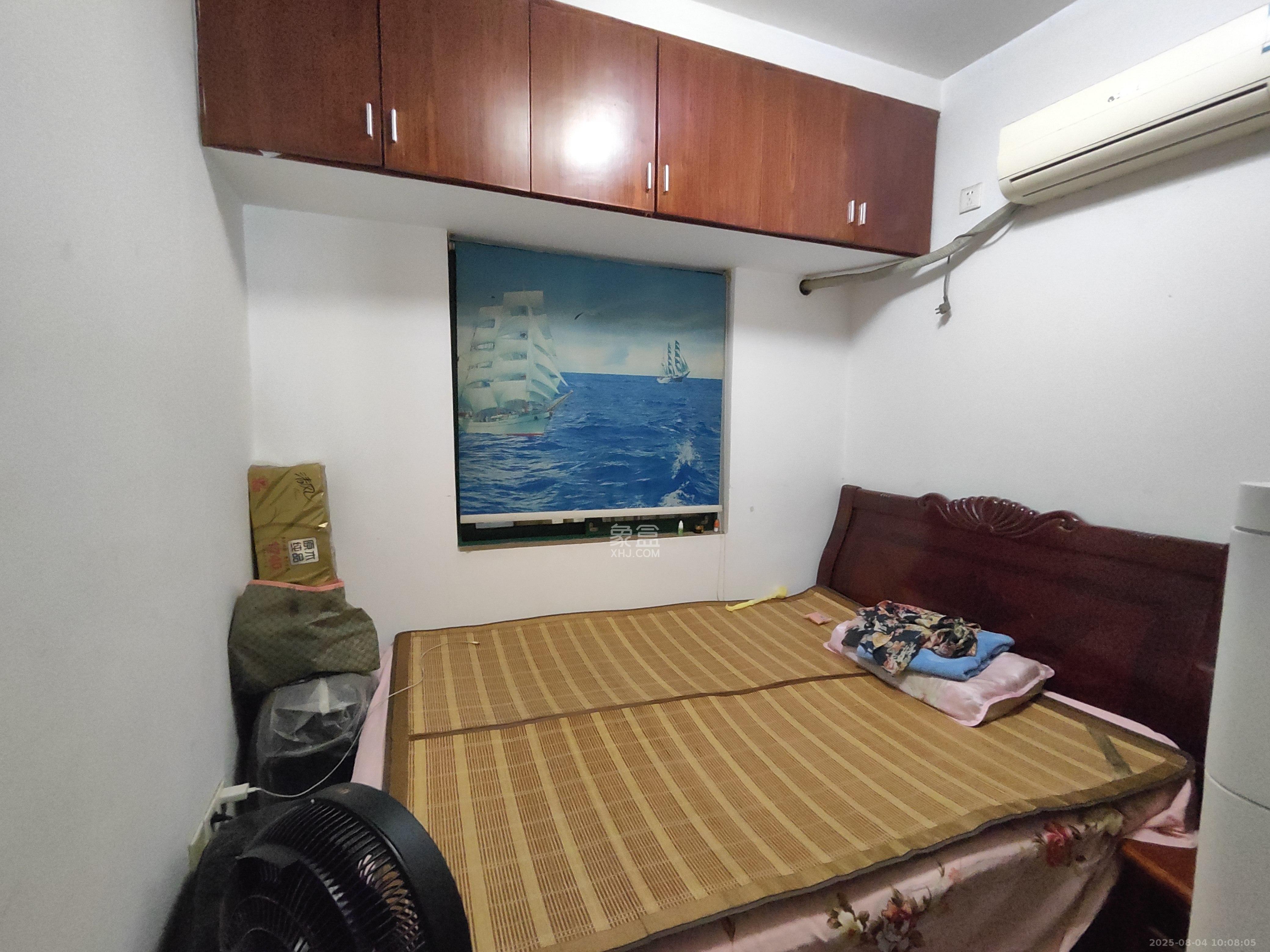 华天LOHO小镇 2室2厅1卫 1400.0元/月 华天LOHO小镇 2室2厅1卫 1400.0元/月室内图