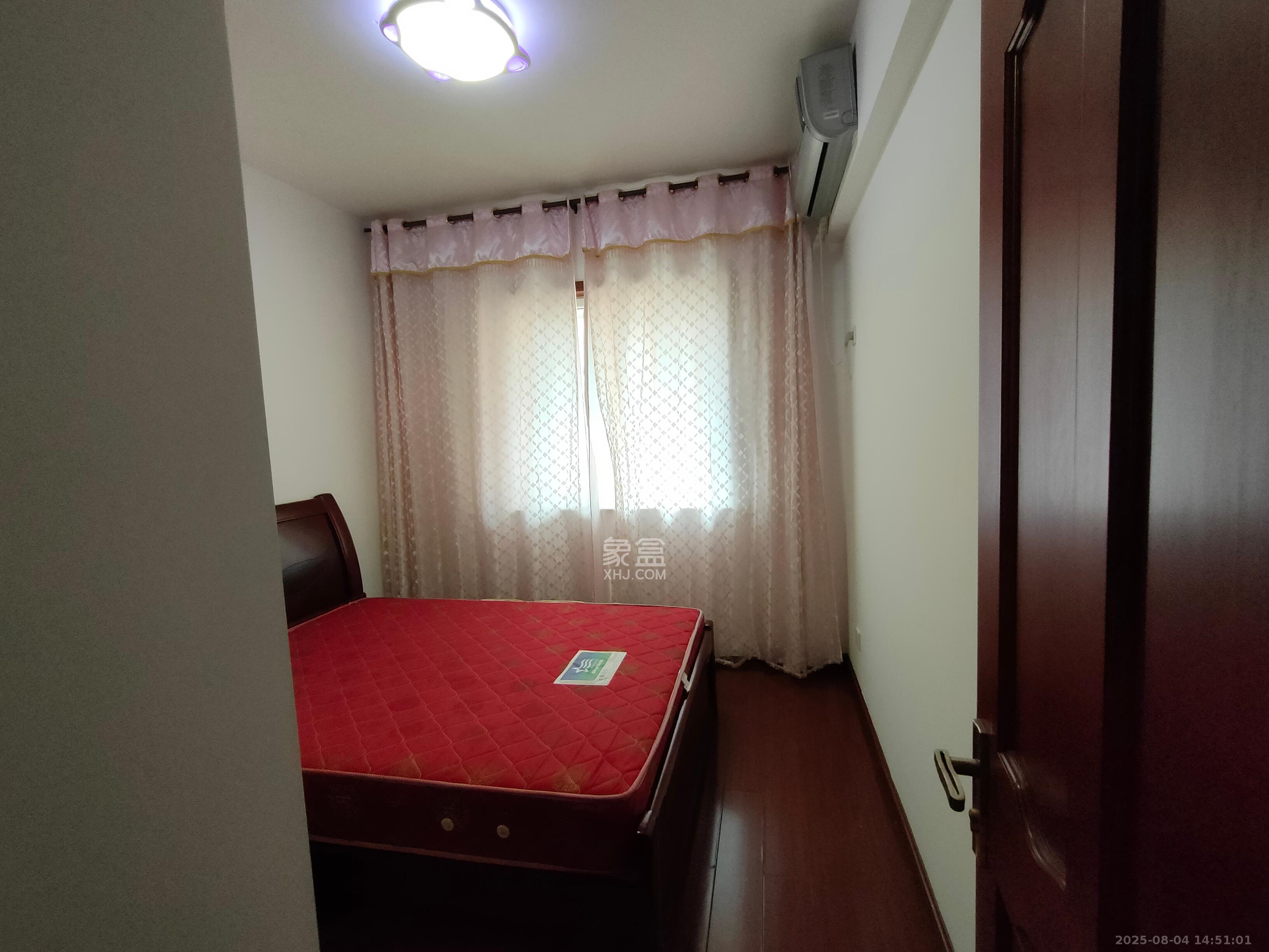 佳美星城 3室2厅2卫 2400.0元/月 佳美星城 3室2厅2卫 2400.0元/月室内图