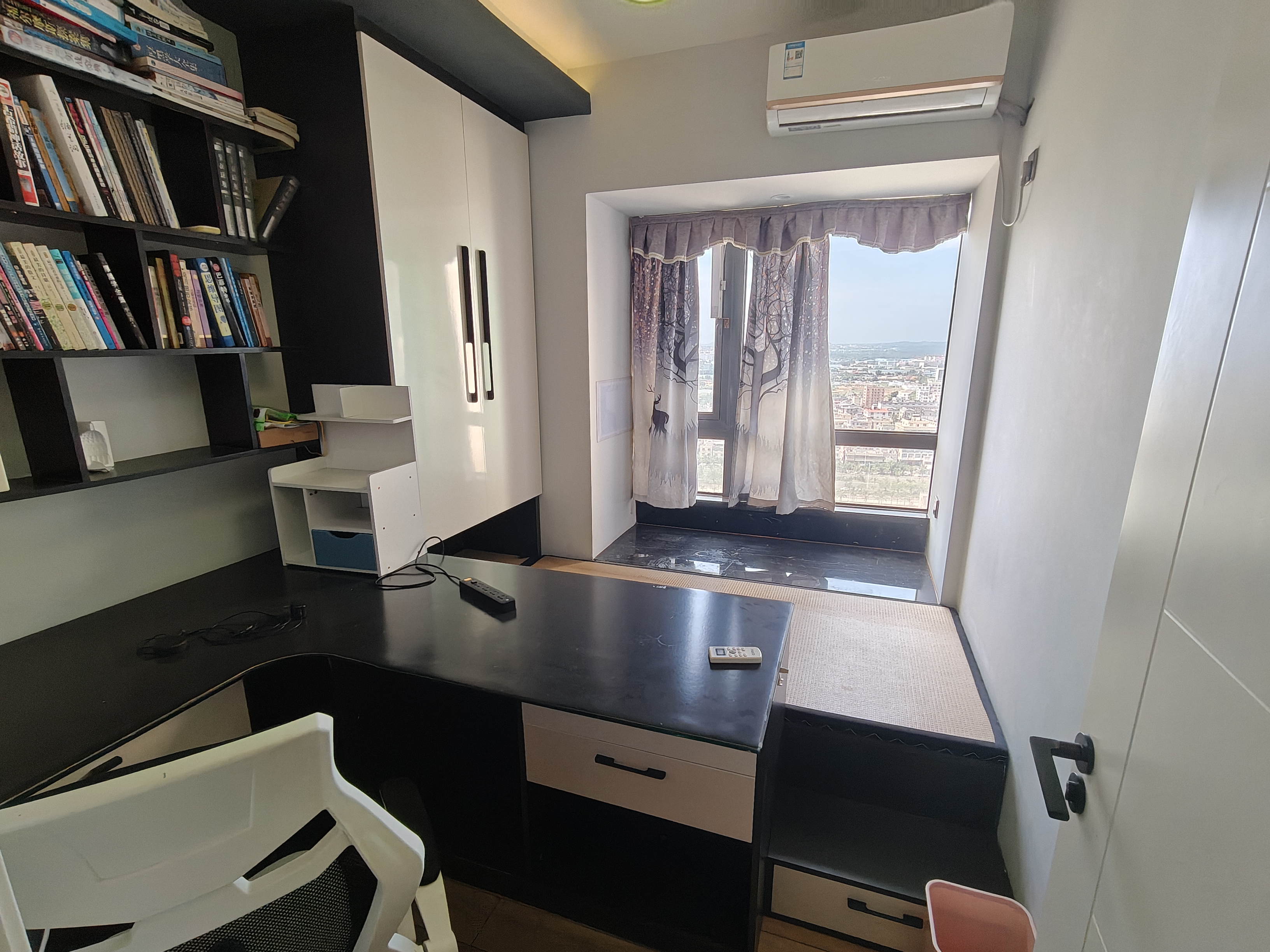 万达广场骏豪仕家(万达公馆) 3室2厅2卫 2700.0元/月 万达广场骏豪仕家(万达公馆) 3室2厅2卫 2700.0元/月室内图