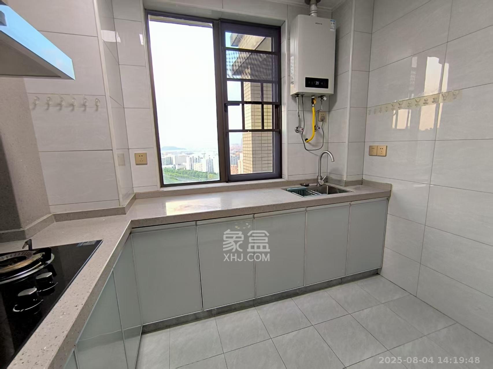 惟泽园  3室2厅2卫    3000.0元/月室内图