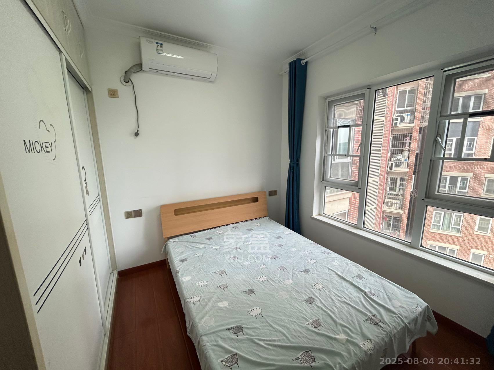 哈佛小镇(五矿哈佛小镇) 3室2厅1卫 2050.0元/月 哈佛小镇(五矿哈佛小镇) 3室2厅1卫 2050.0元/月室内图