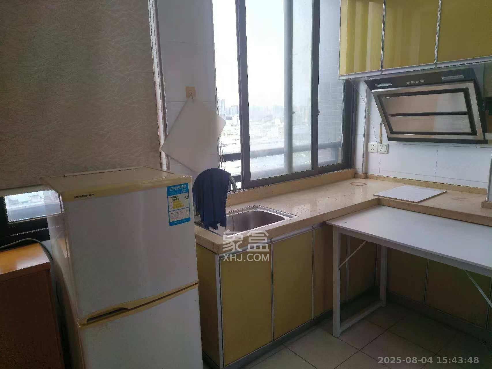 尚都花园城 1室1厅1卫 1100.0元/月 尚都花园城 1室1厅1卫 1100.0元/月室内图