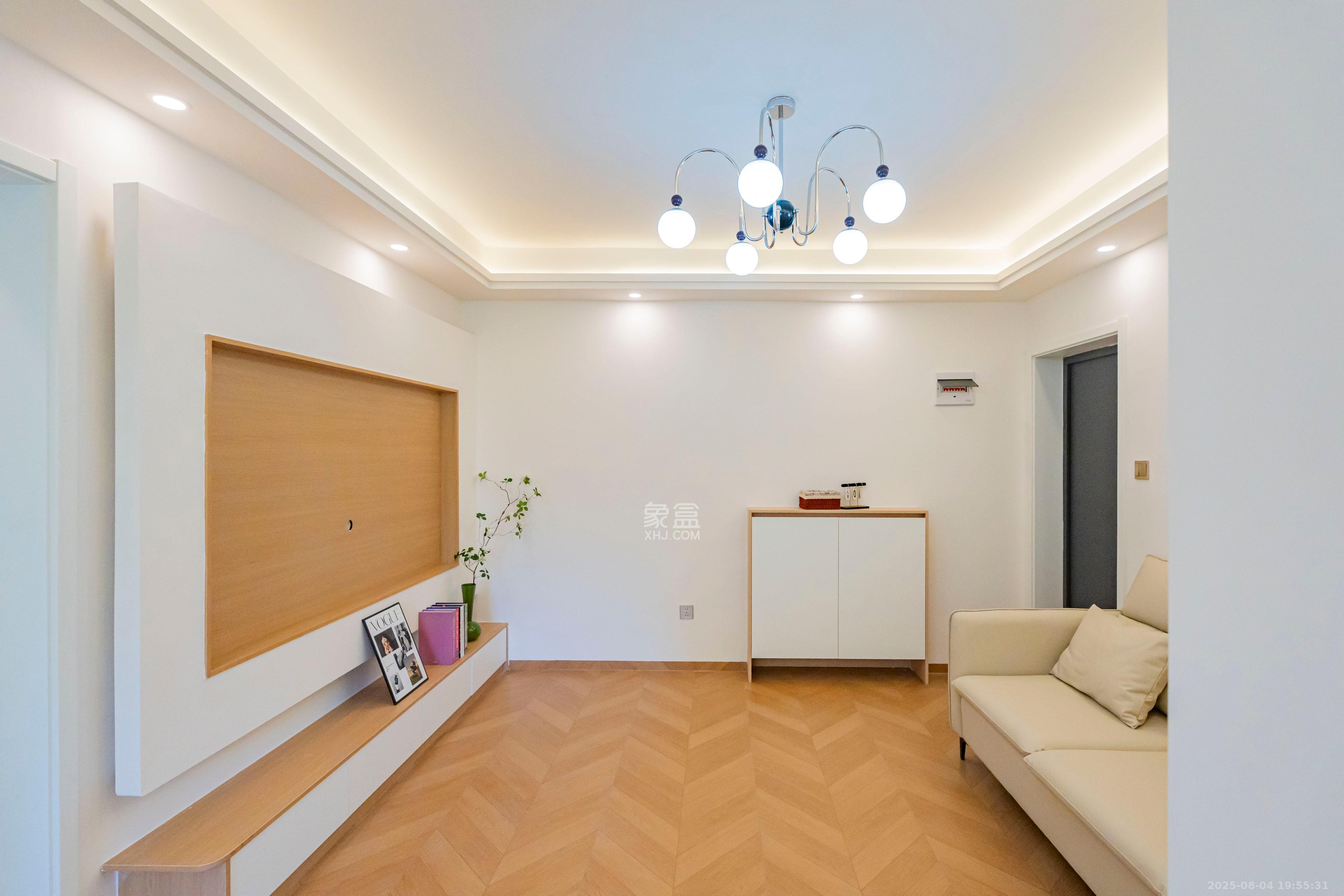 国庆新村  2室2厅1卫    54.0万 国庆新村  2室2厅1卫    54.0万客厅