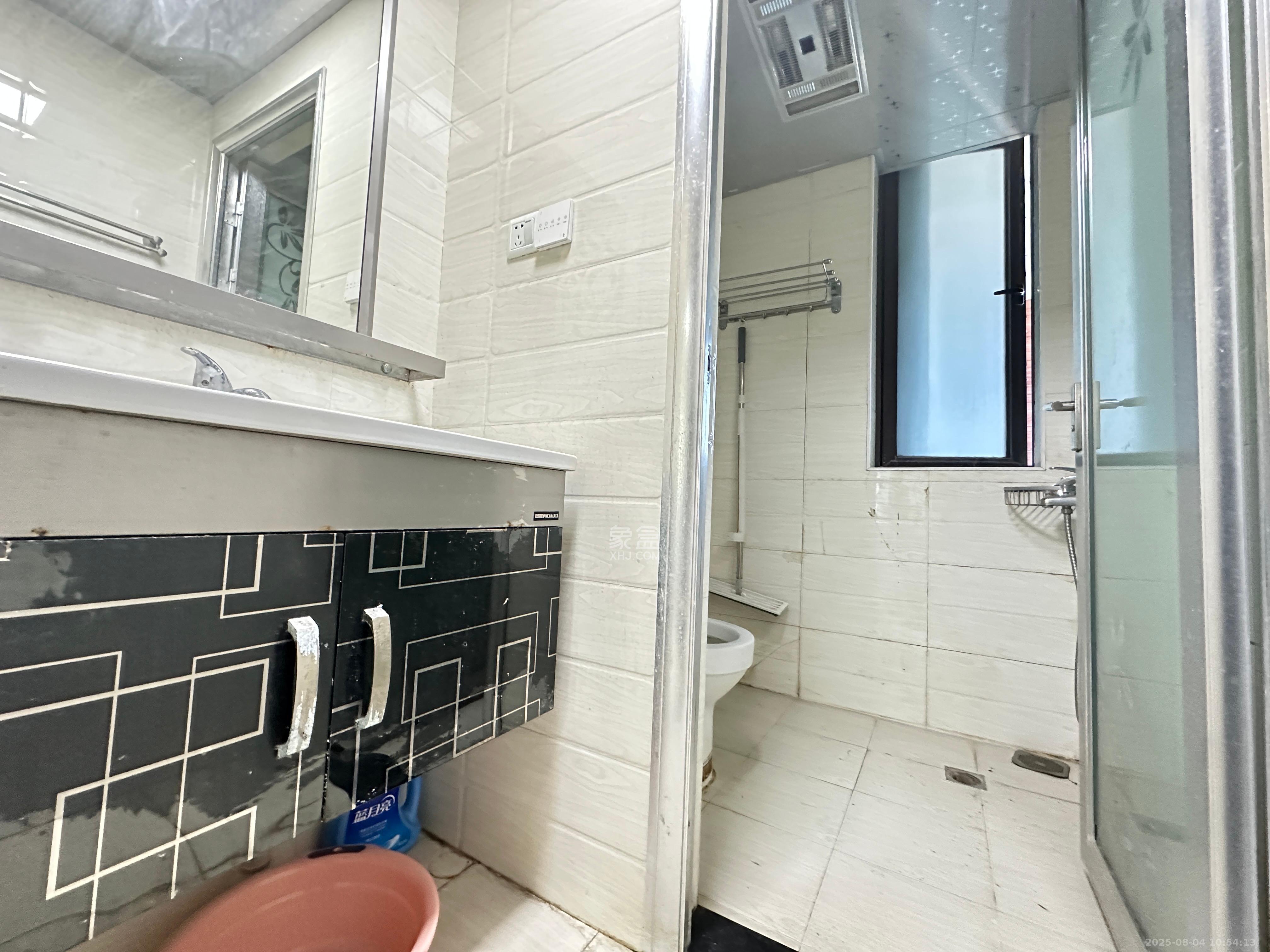 保利麓谷林语E区 4室2厅2卫 2600.0元/月 保利麓谷林语E区 4室2厅2卫 2600.0元/月室内图