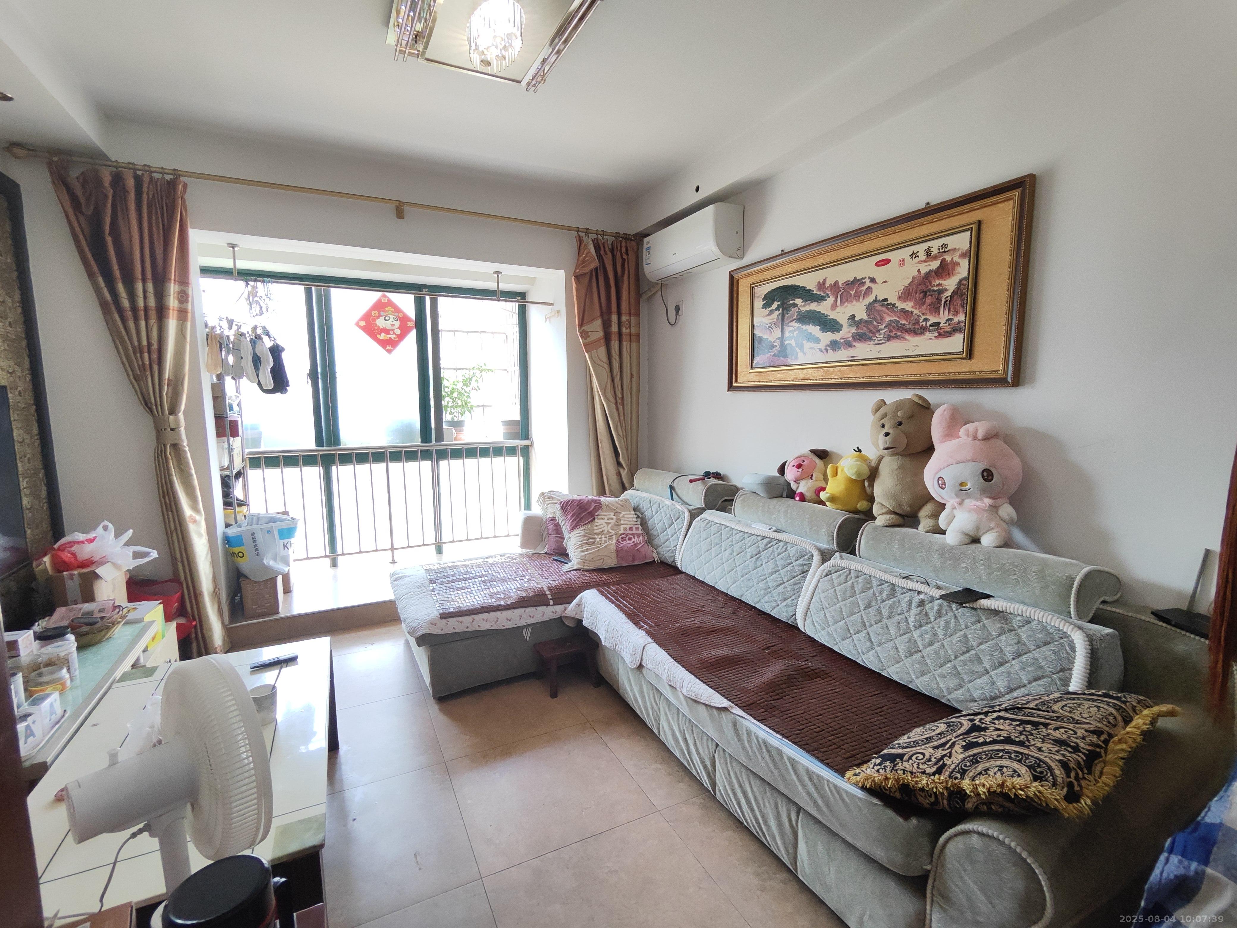 华天LOHO小镇 2室2厅1卫 1400.0元/月 华天LOHO小镇 2室2厅1卫 1400.0元/月室内图