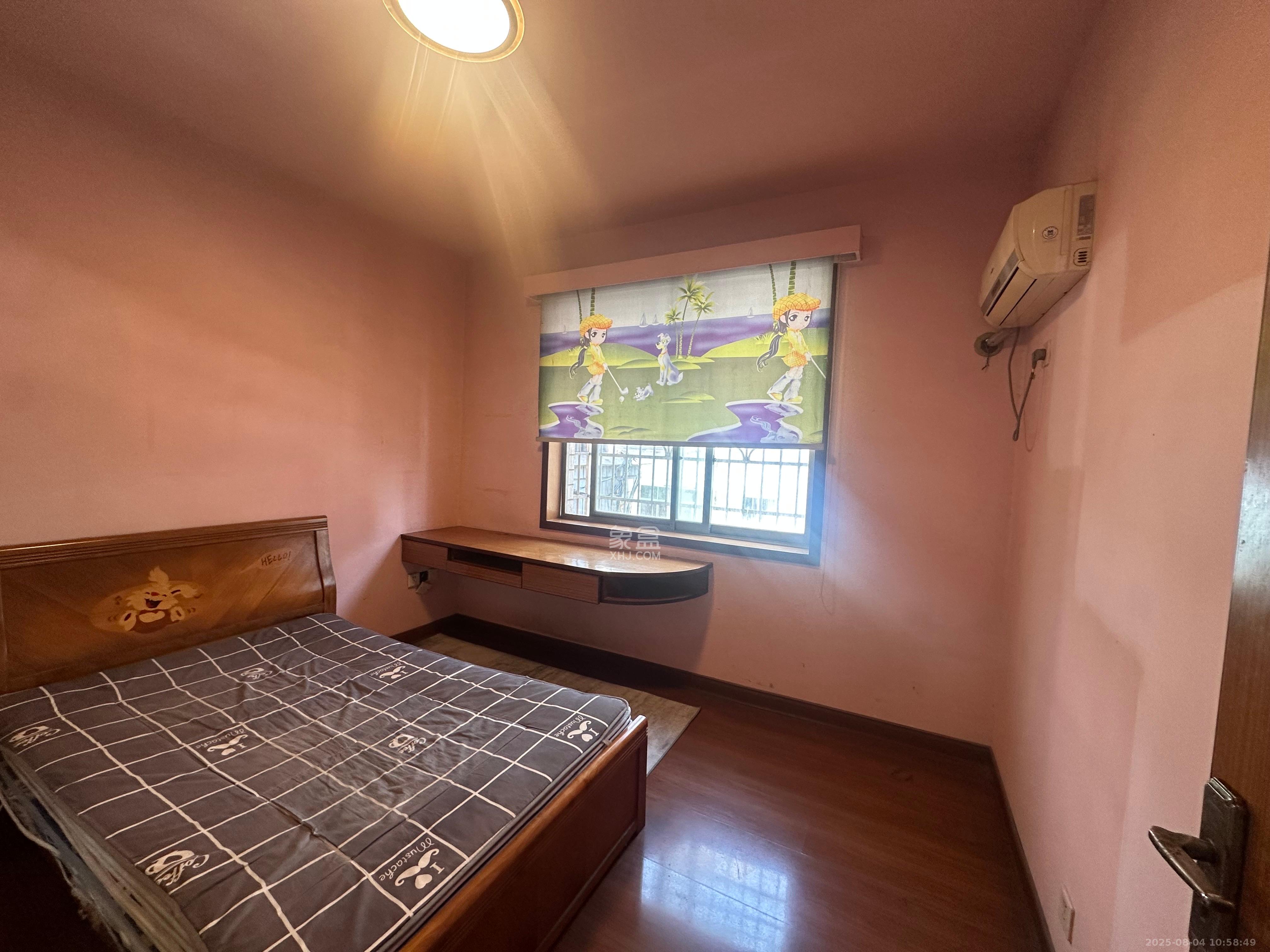 营山佳园 3室2厅1卫 2600.0元/月 营山佳园 3室2厅1卫 2600.0元/月室内图