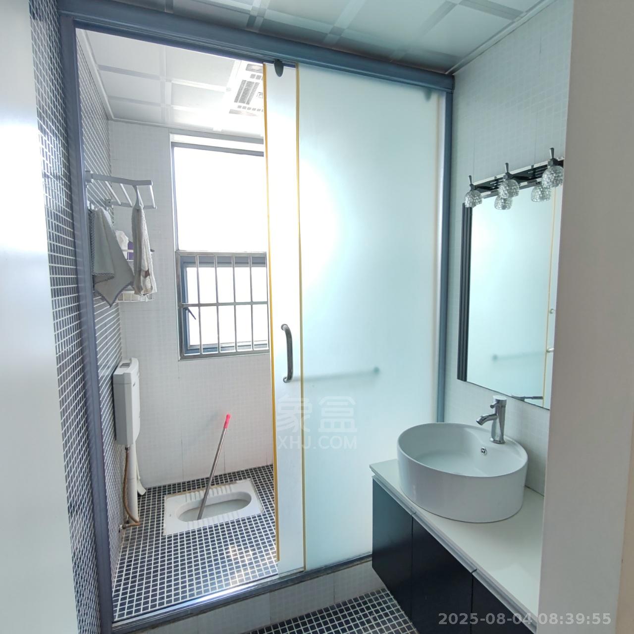 圣华名城建设北路110号  3室2厅0卫   1500.00元/月