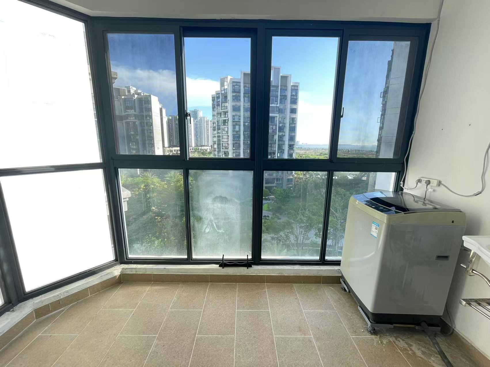 恒大美丽沙天澜湾 2室2厅1卫 2200.0元/月 恒大美丽沙天澜湾 2室2厅1卫 2200.0元/月室内图