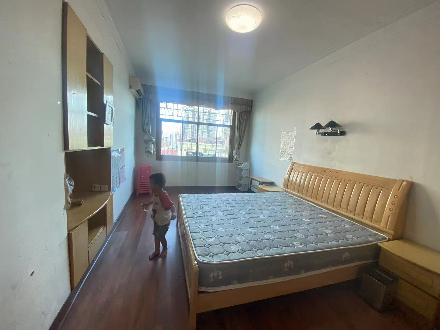 自来水公司家属楼(春檀路) 3室2厅1卫 1100.0元/月 自来水公司家属楼(春檀路) 3室2厅1卫 1100.0元/月室内图