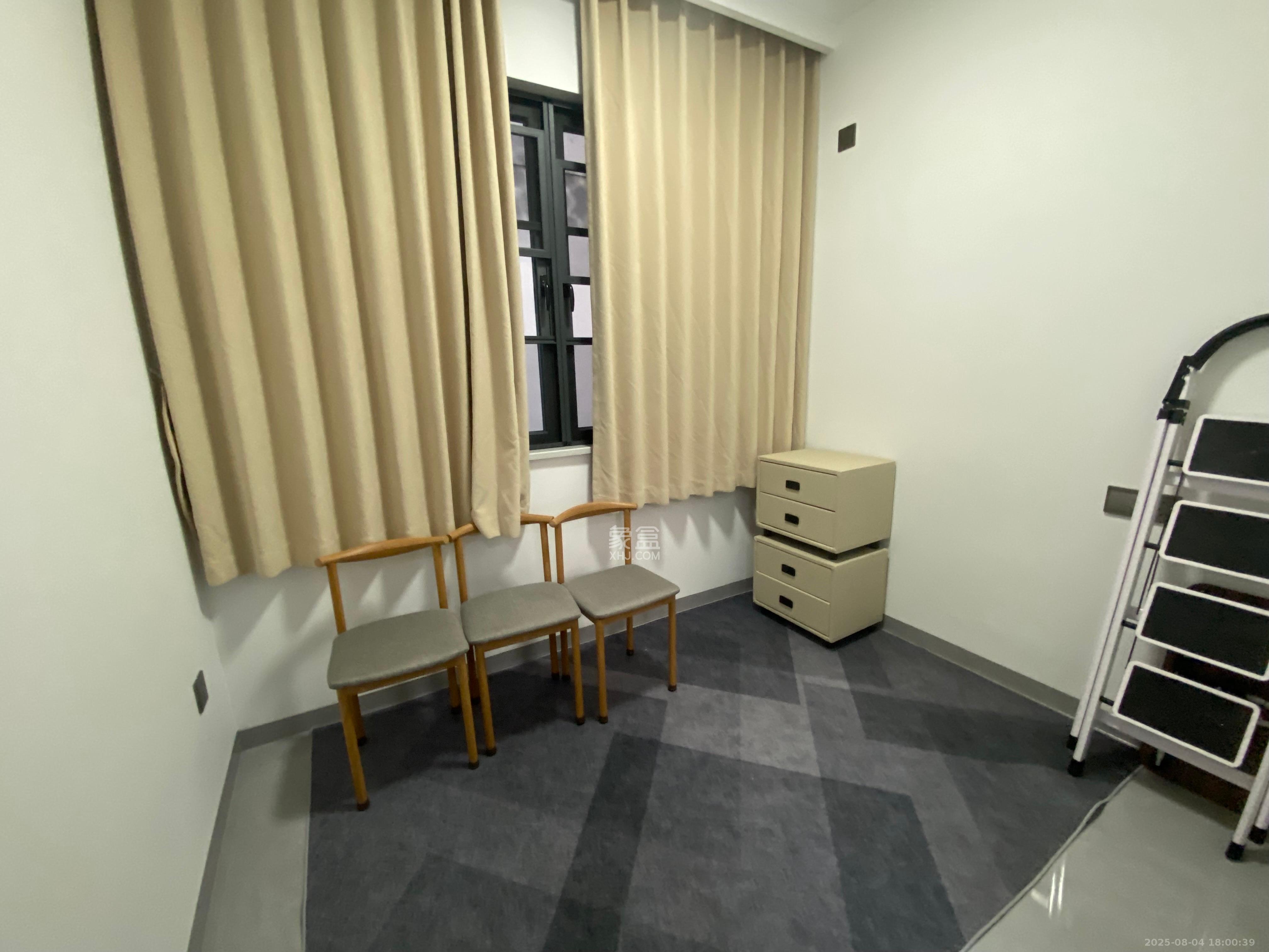 敏捷珑玥府  3室2厅1卫    2200.0元/月室内图