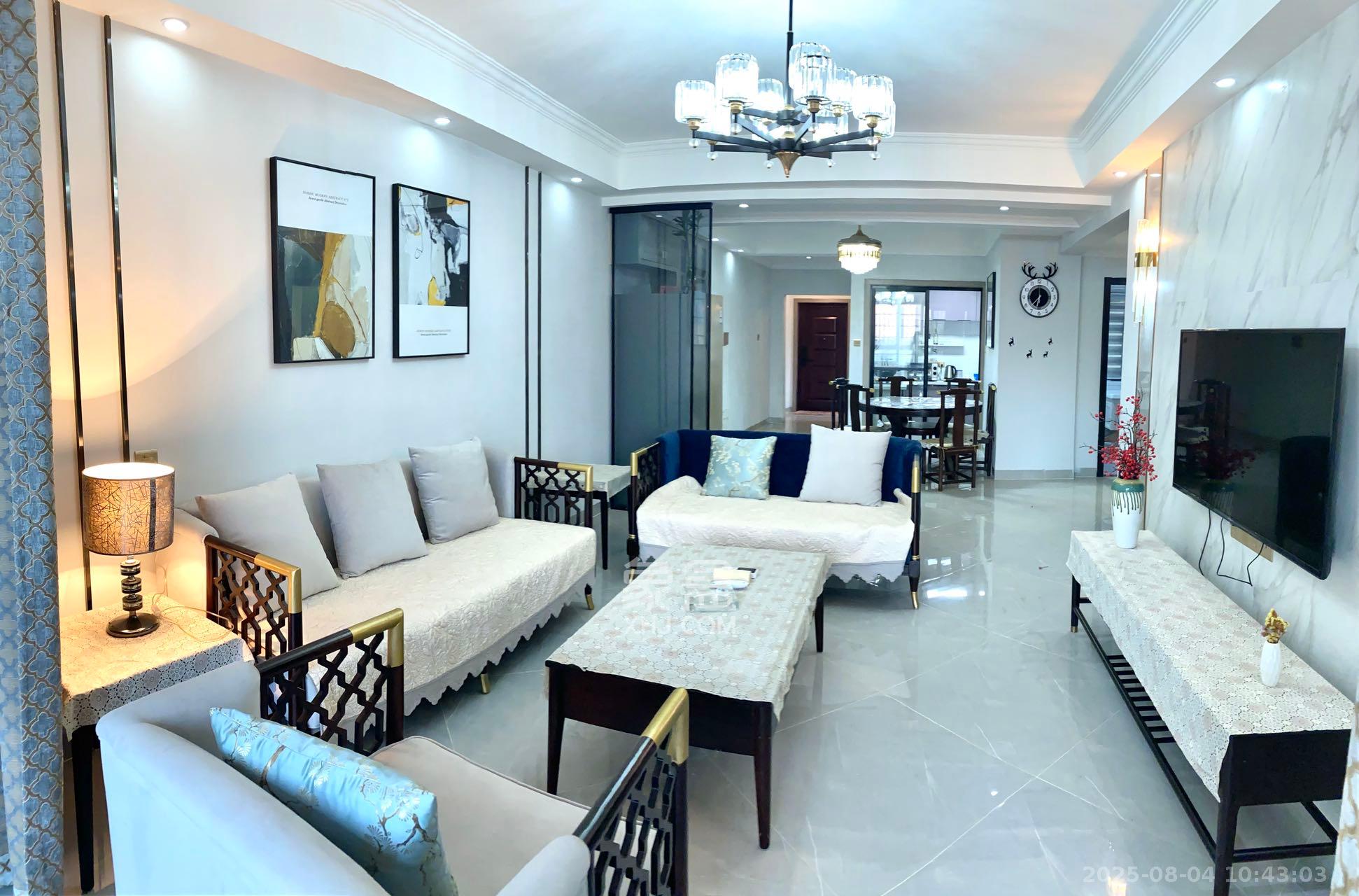 金侨城 3室2厅1卫 2000.0元/月 金侨城 3室2厅1卫 2000.0元/月室内图