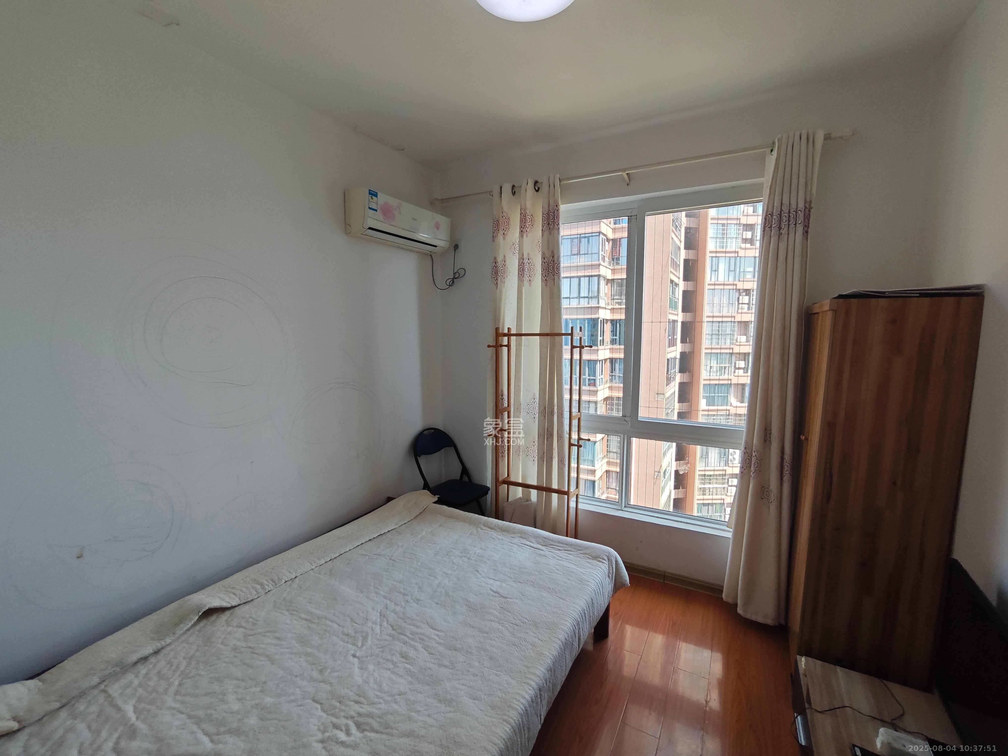 鑫科明珠  3室2厅2卫   2300.00元/月室内图