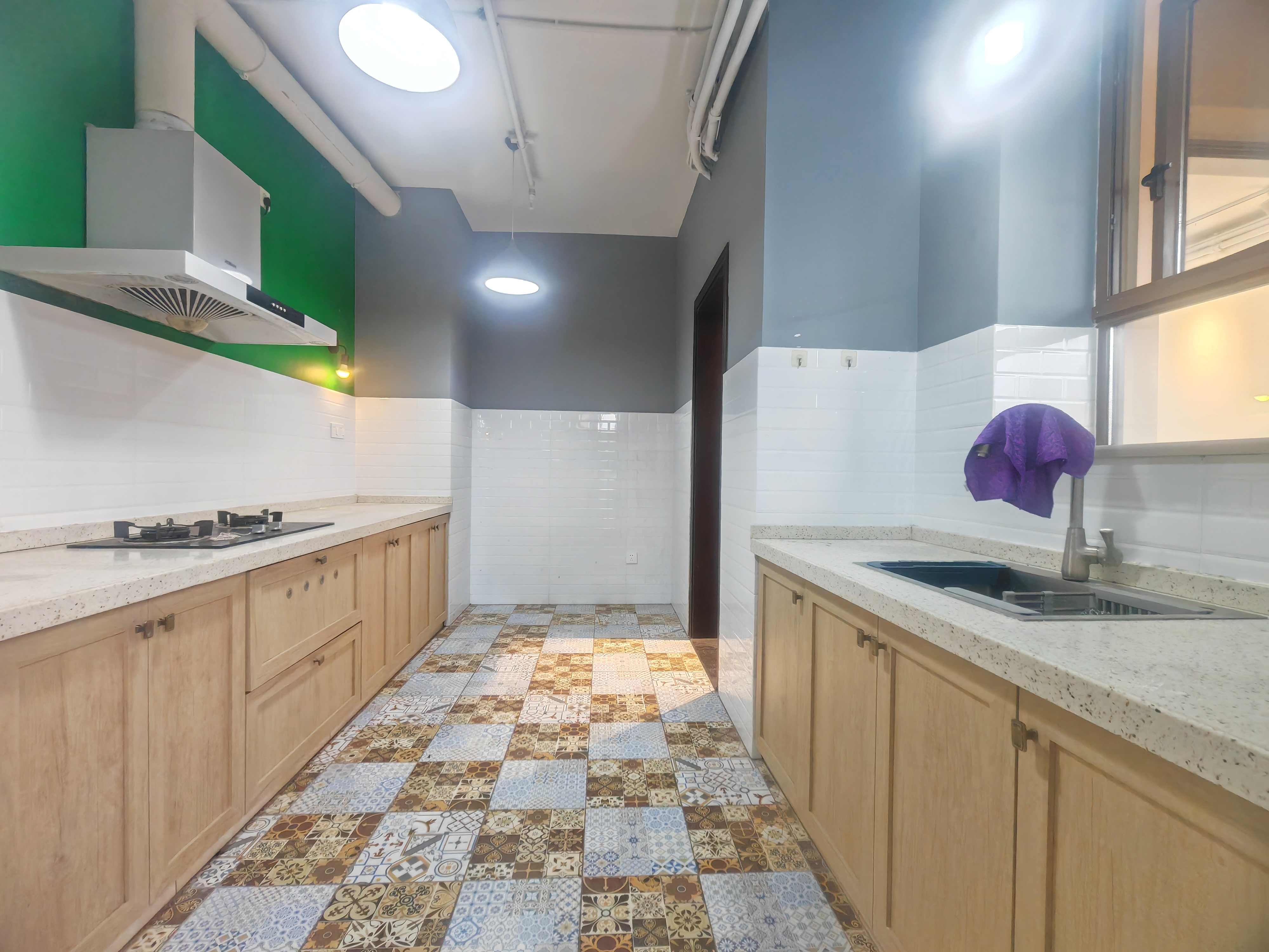 海航豪庭南苑 4室2厅4卫 8000.0元/月 海航豪庭南苑 4室2厅4卫 8000.0元/月室内图