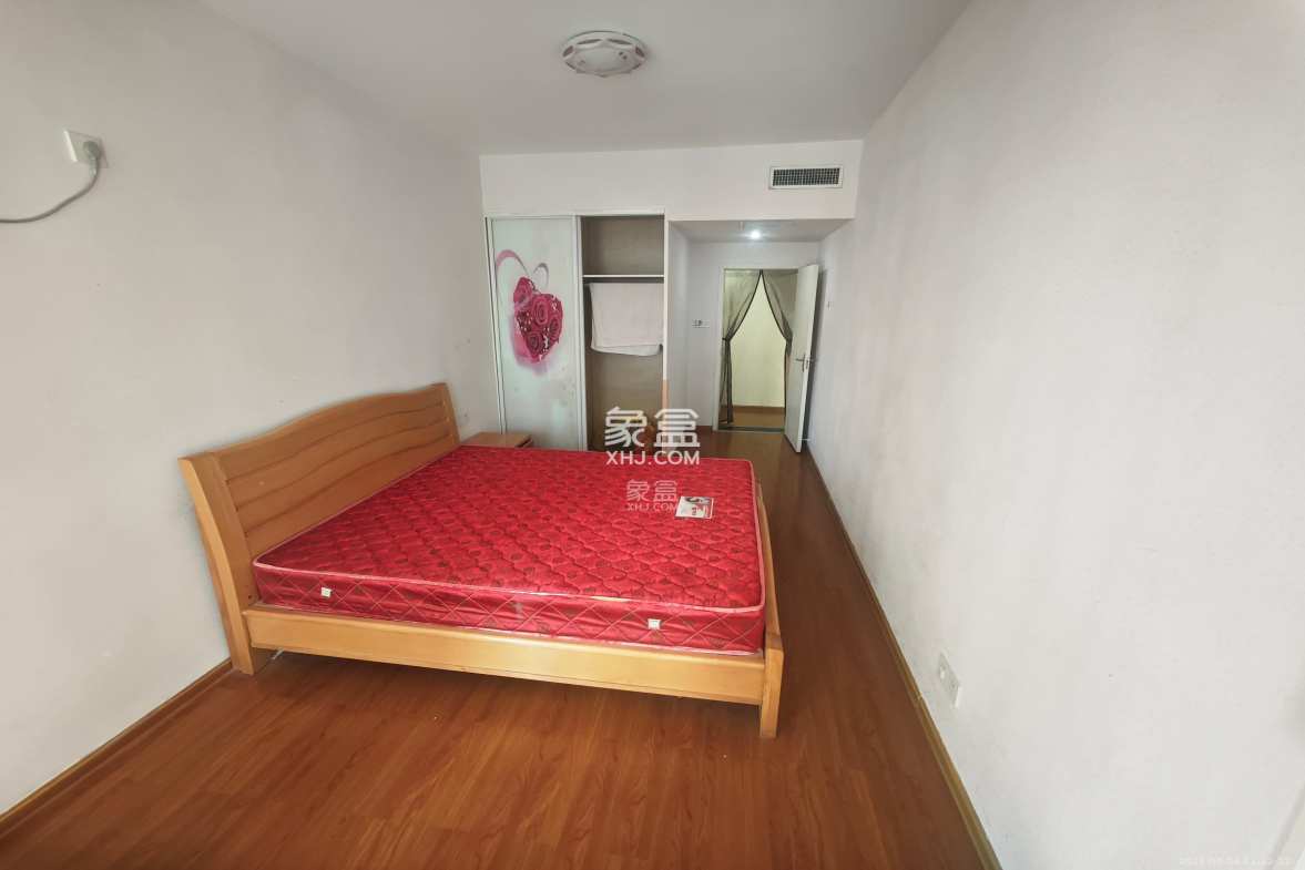 长大彩虹都 4室2厅2卫 2600.0元/月 长大彩虹都 4室2厅2卫 2600.0元/月室内图