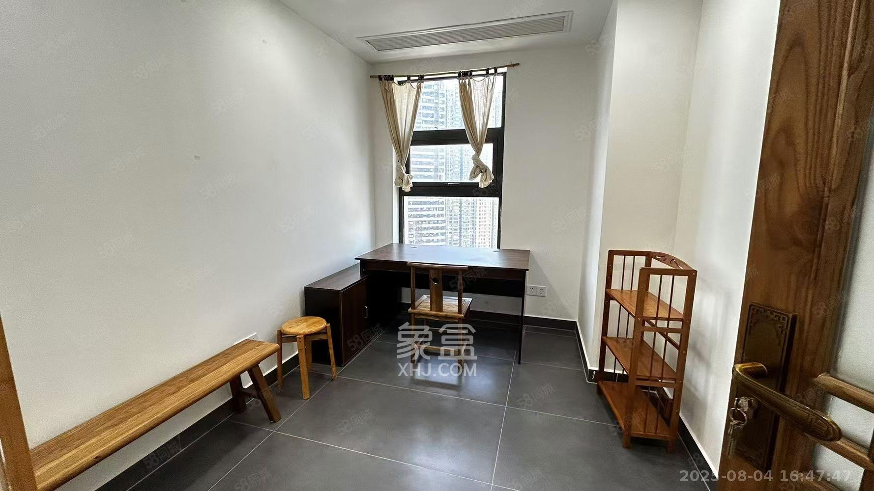 北辰三角洲A3区北辰国荟   130.0㎡      9000.0元/月室内图