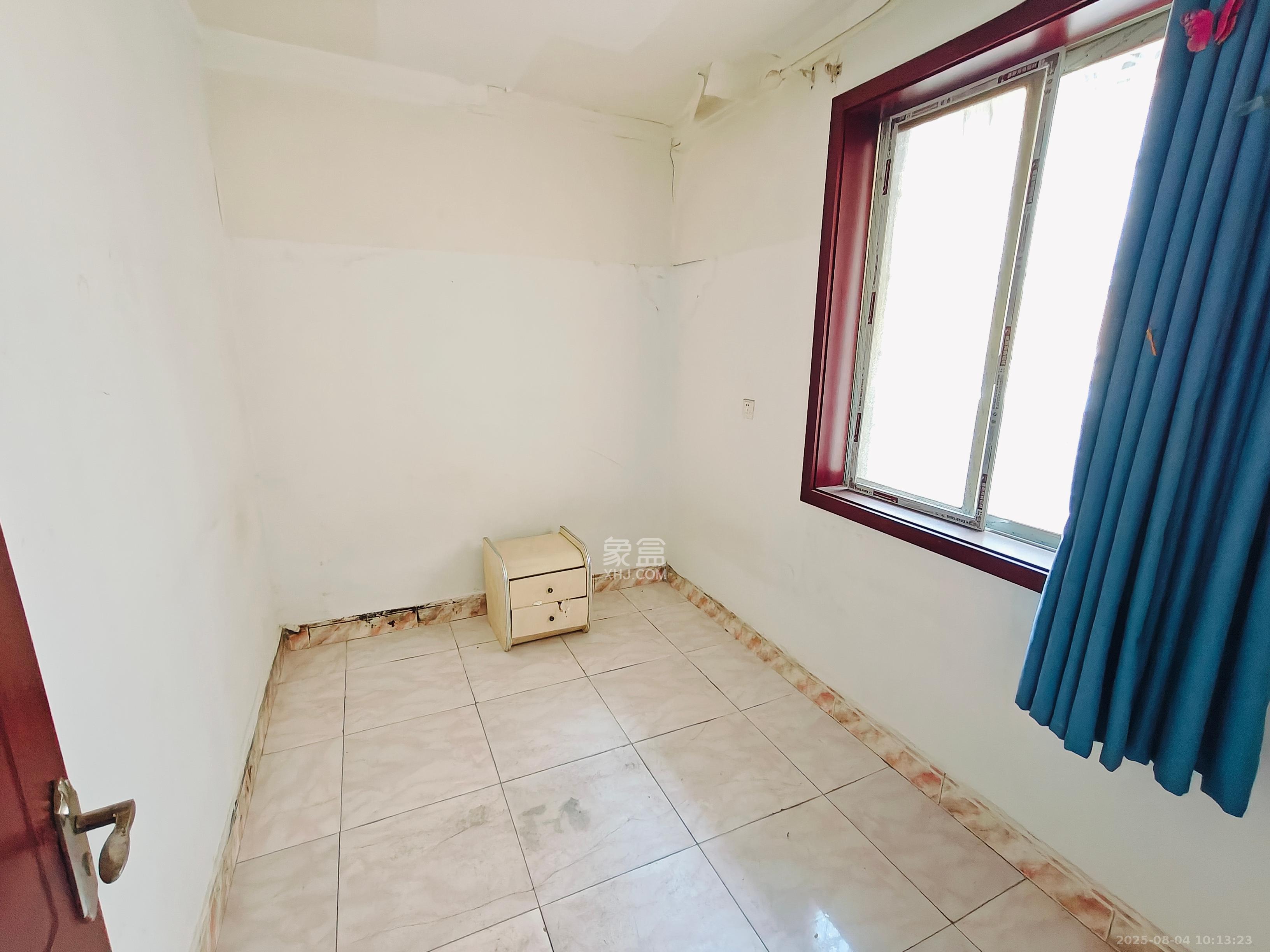 金球公寓 3室1厅1卫 1300.0元/月 金球公寓 3室1厅1卫 1300.0元/月室内图