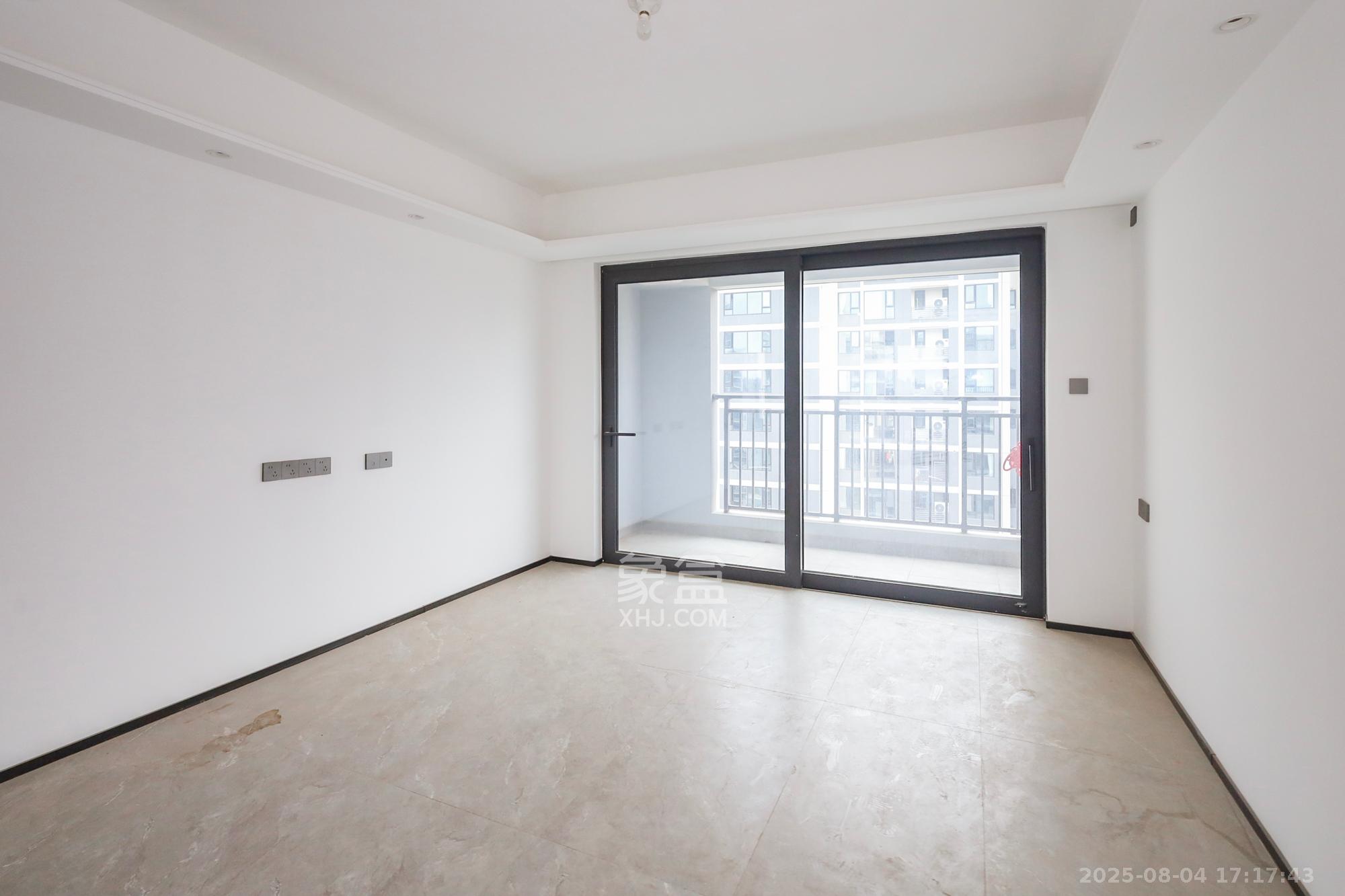 万科森林公园  1室0厅0卫    180.0万 万科森林公园  1室0厅0卫    180.0万客厅