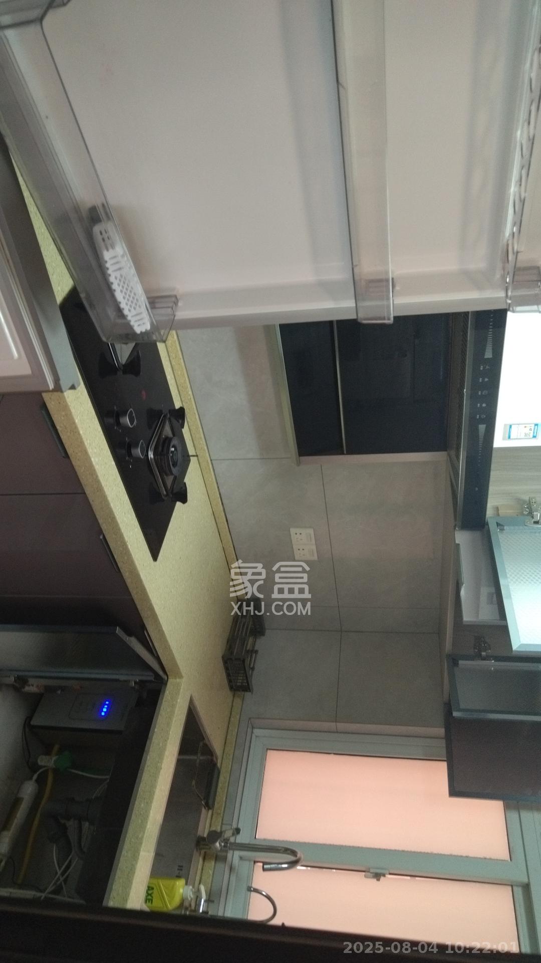 凯富南方鑫城 3室2厅2卫 2500.0元/月 凯富南方鑫城 3室2厅2卫 2500.0元/月室内图