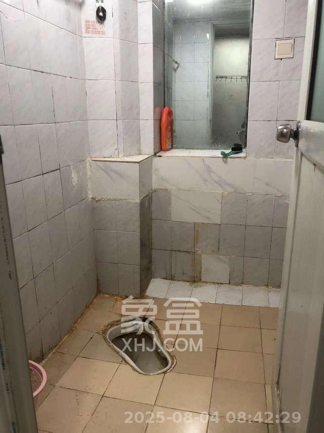 红旗区二片  2室1厅1卫   1600.00元/月室内图
