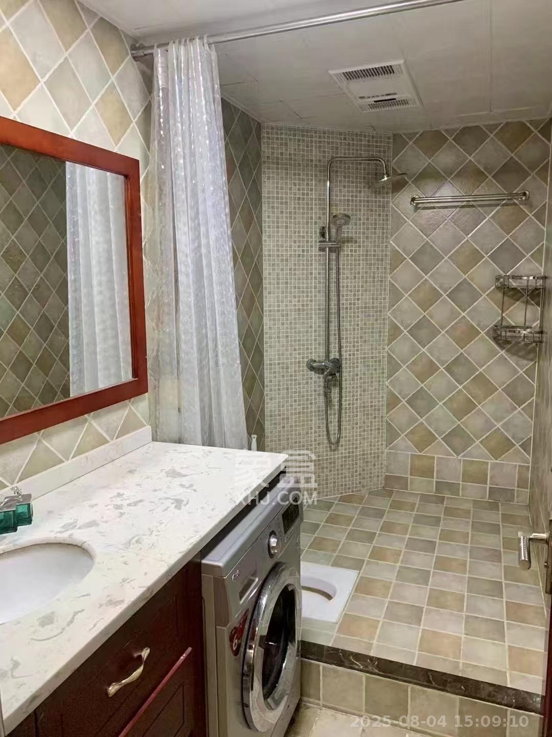 北辰三角洲E3区  1室1厅1卫    2400.0元/月室内图