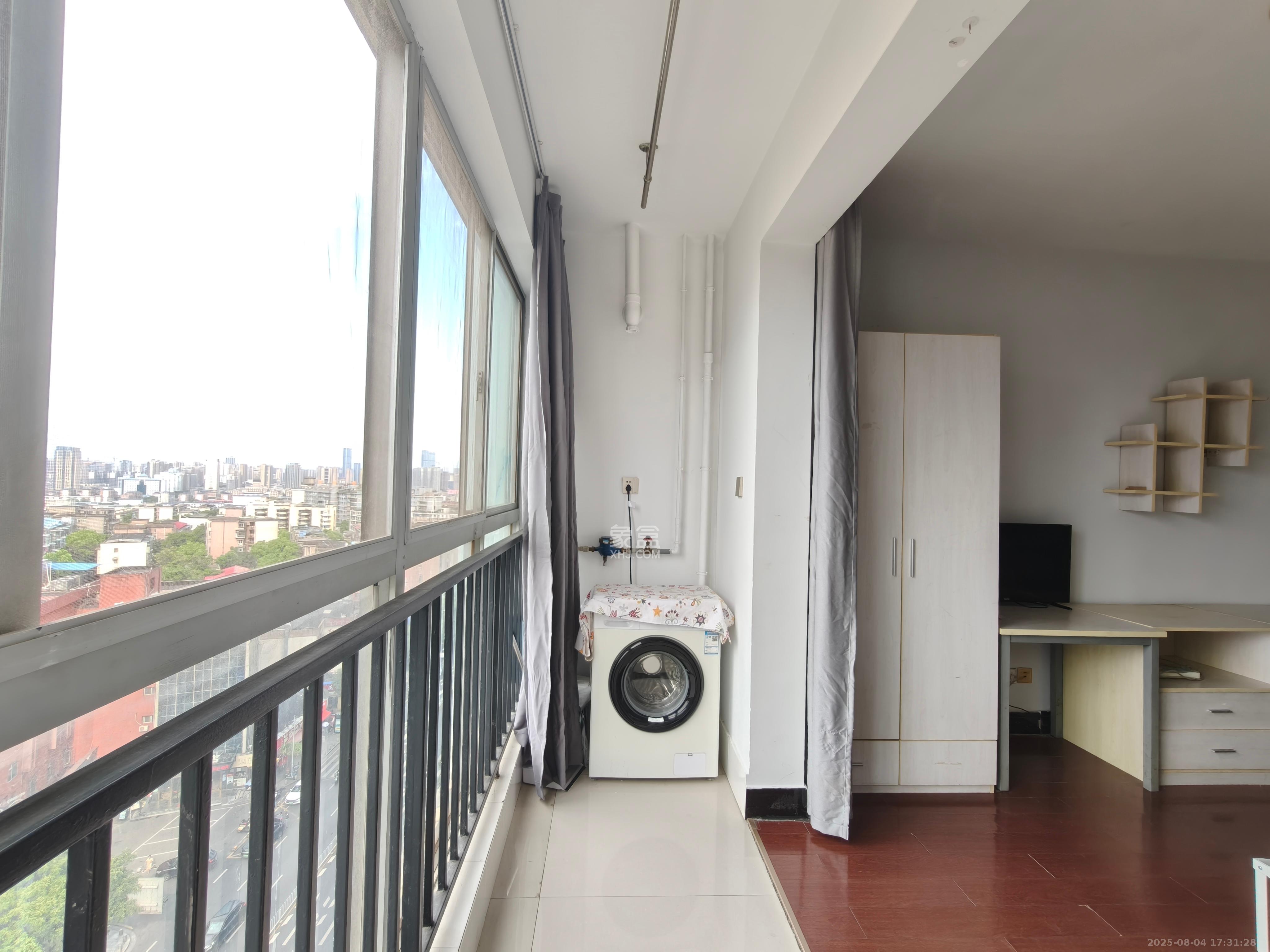 东方新世界 1室1厅1卫 1500.0元/月 东方新世界 1室1厅1卫 1500.0元/月室内图