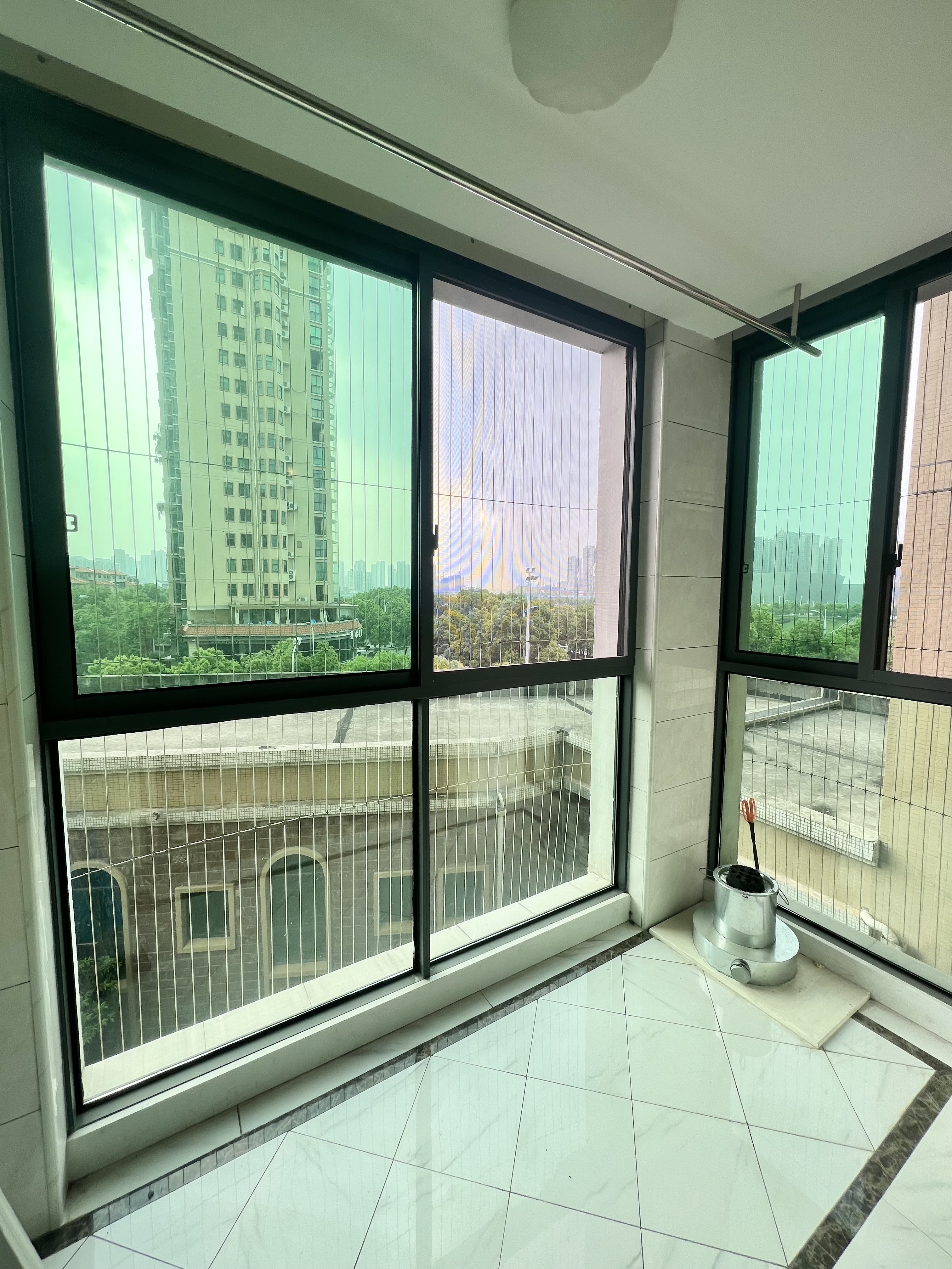 水映豪廷(一,二,三期) 3室0厅0卫 2800.0元/月 水映豪廷(一,二,三期) 3室0厅0卫 2800.0元/月室内图