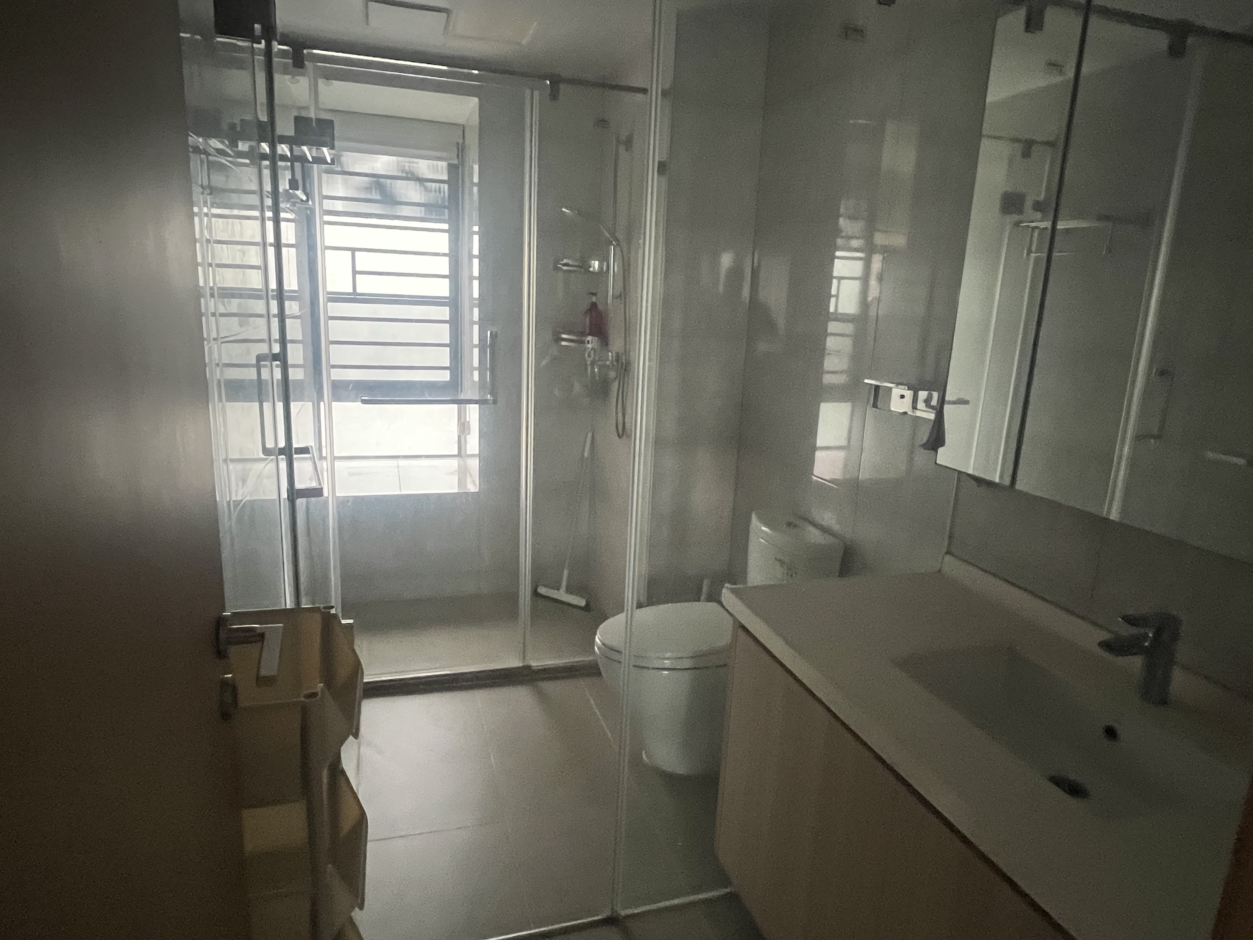 华润中心二期东悦府 4室2厅3卫 620.0万 华润中心二期东悦府 4室2厅3卫 620.0万客厅