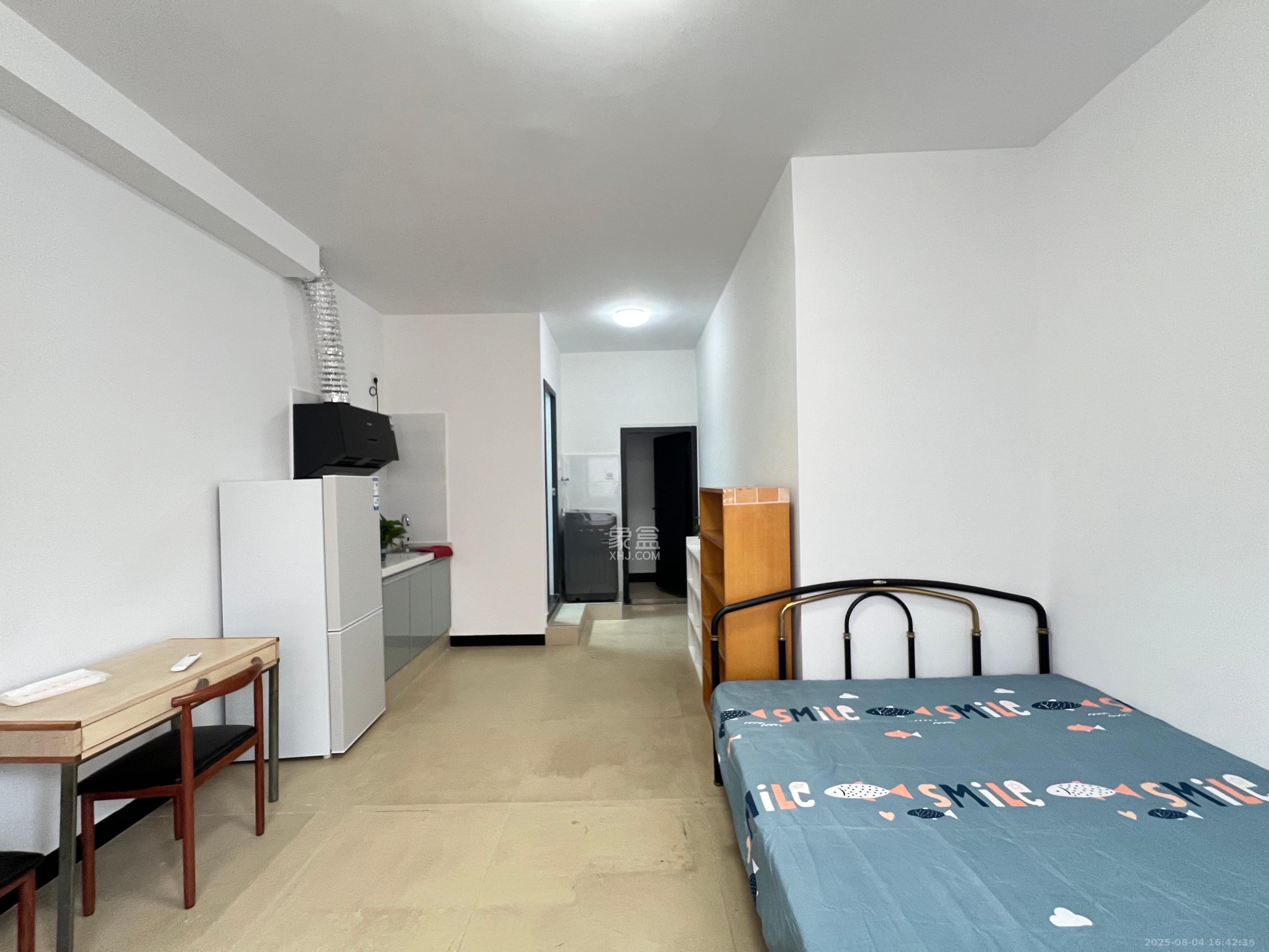 岳北社区  1室0厅0卫    1350.0元/月 岳北社区  1室0厅0卫    1350.0元/月室内图