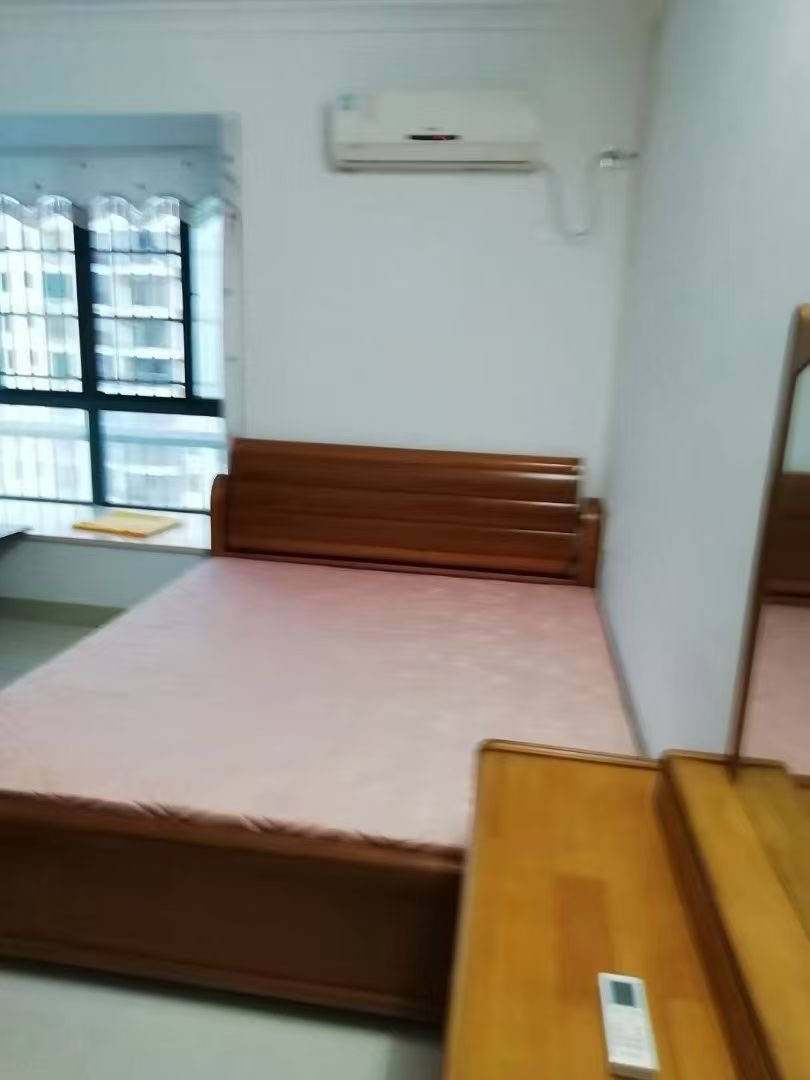 华荣府  1室0厅1卫   1100.00元/月室内图