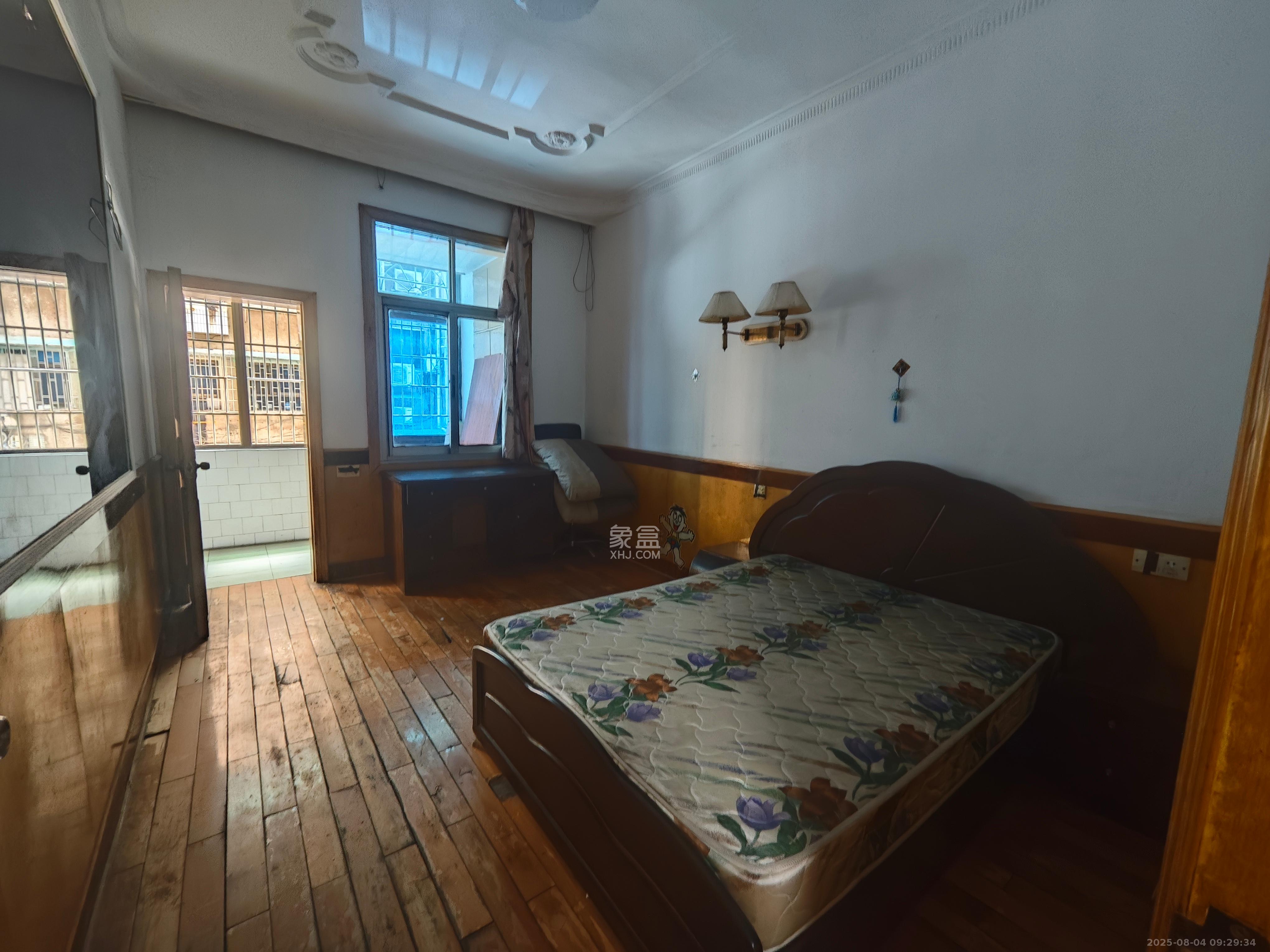 火星镇长沙电业局宿舍 2室1厅1卫 1300.0元/月 火星镇长沙电业局宿舍 2室1厅1卫 1300.0元/月室内图