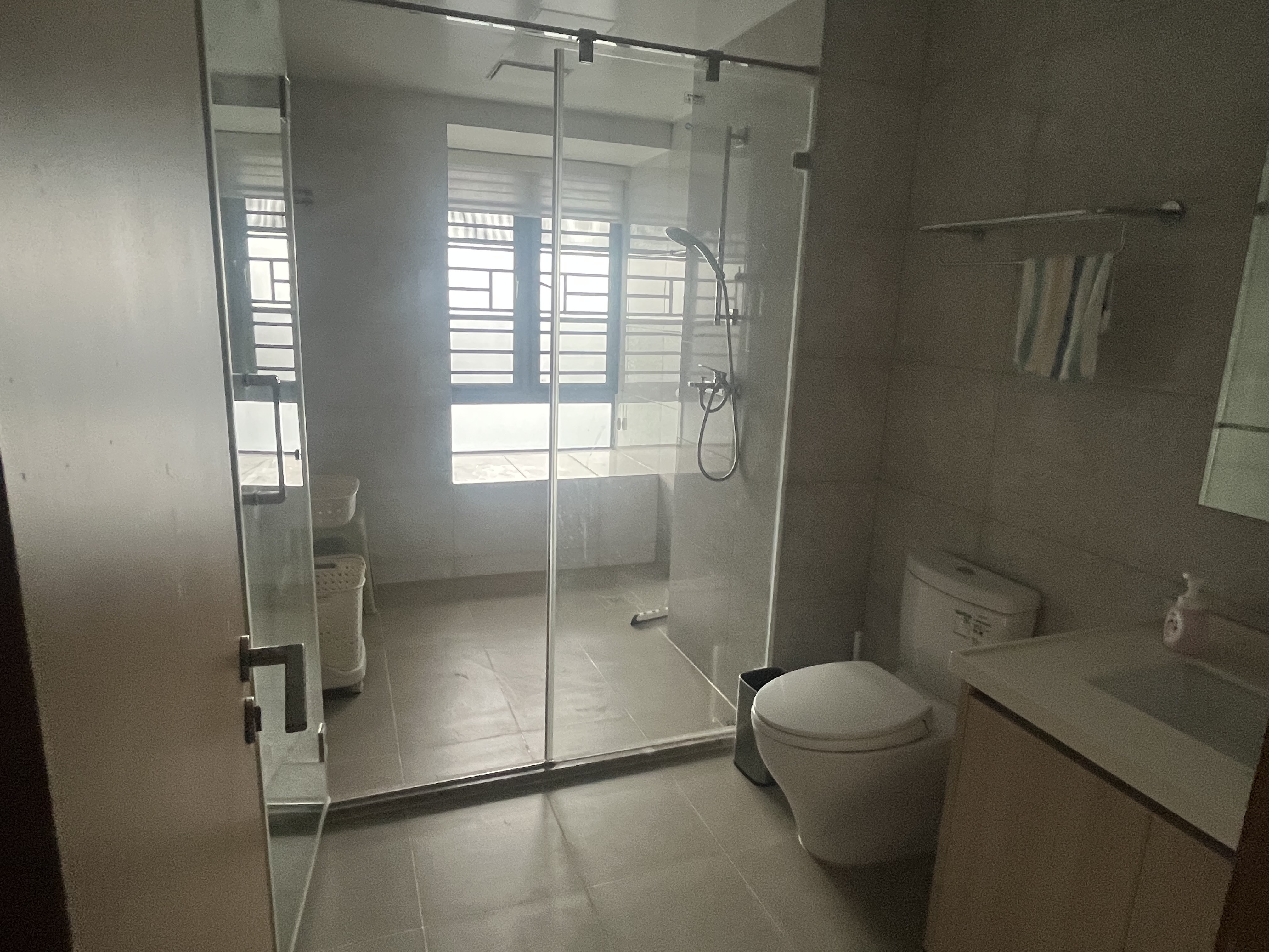 华润中心二期东悦府 4室2厅3卫 620.0万 华润中心二期东悦府 4室2厅3卫 620.0万客厅