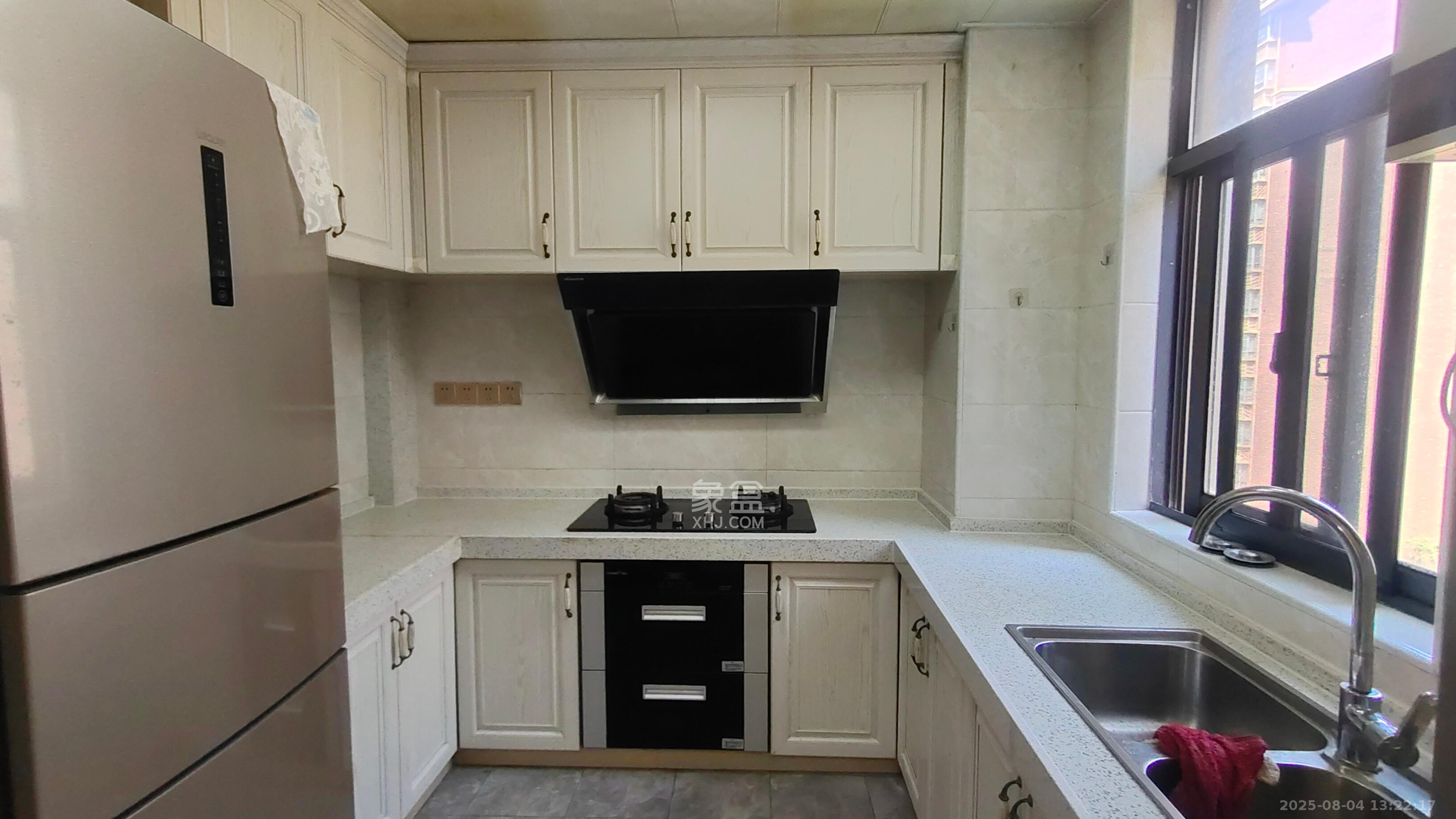 五矿格澜郡 3室2厅2卫 3000.0元/月 五矿格澜郡 3室2厅2卫 3000.0元/月室内图