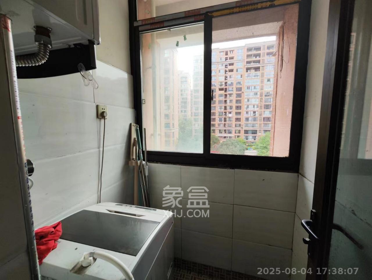 鑫远和城(一、二期)  1室1厅1卫    1300.0元/月 鑫远和城(一、二期)  1室1厅1卫    1300.0元/月室内图