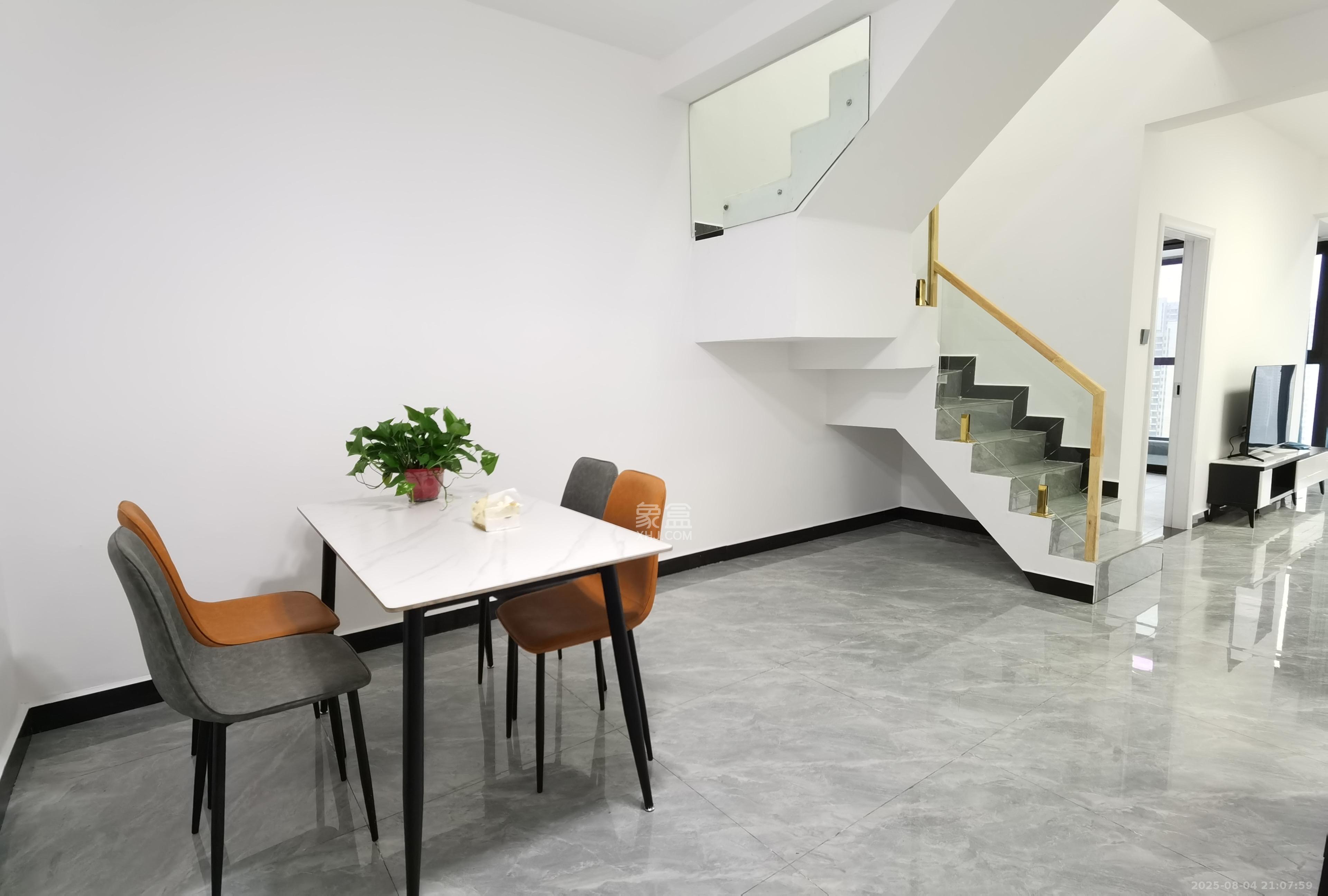 明昇壹城（明昇时代广场）二期  3室2厅2卫    3000.0元/月室内图