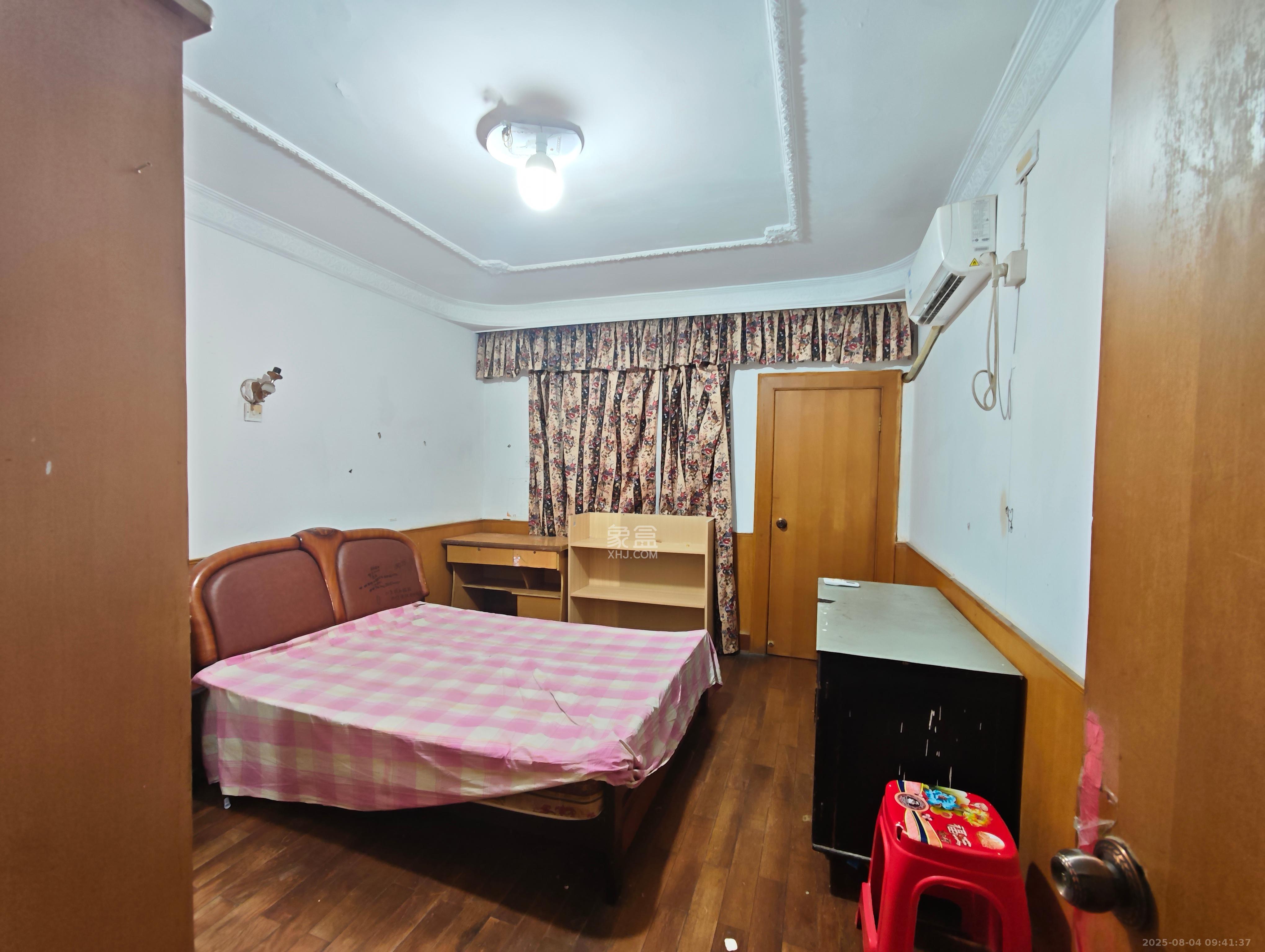 兴通园公寓  2室1厅1卫    1400.0元/月室内图