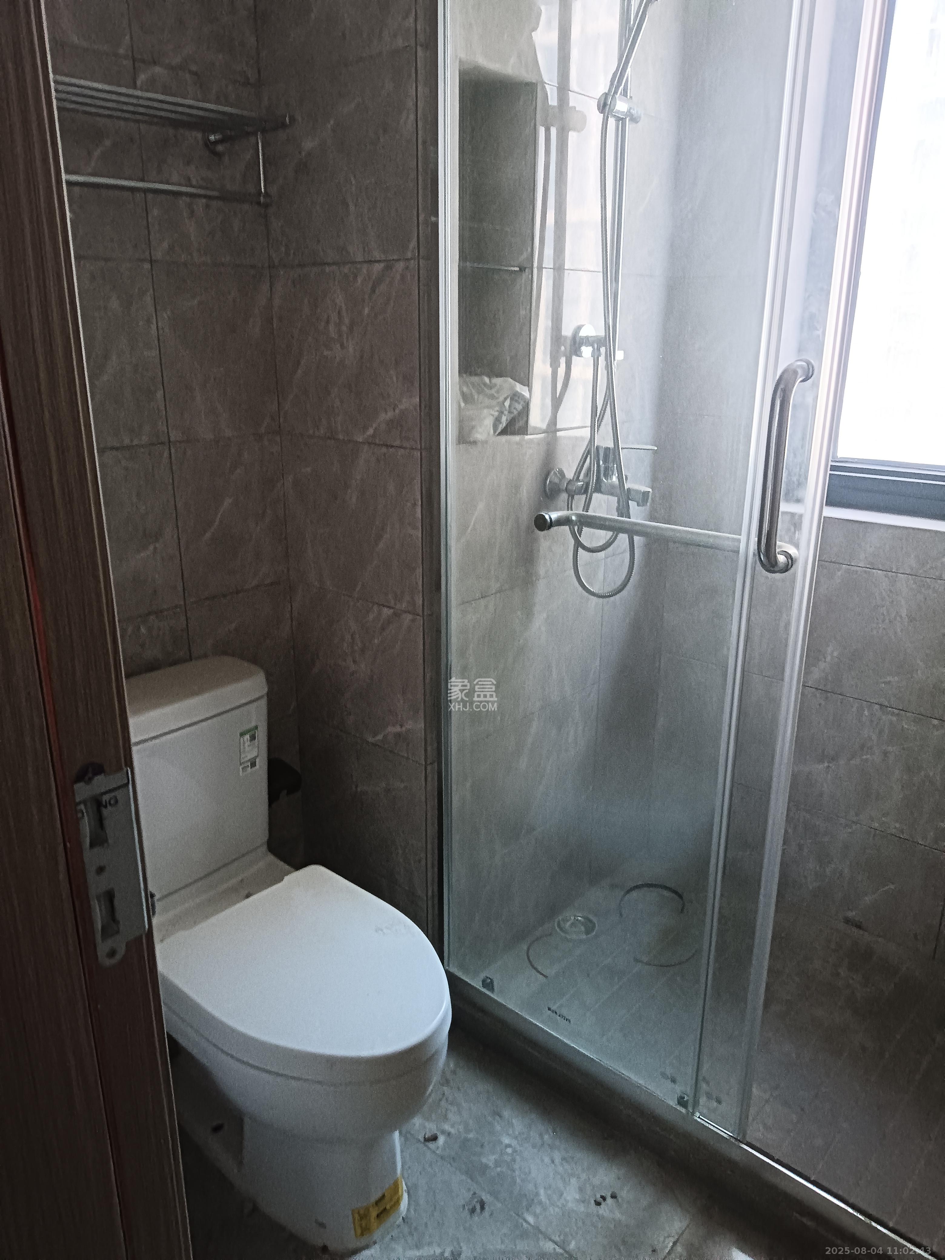 旭辉雨花郡 4室2厅2卫 4500.0元/月 旭辉雨花郡 4室2厅2卫 4500.0元/月室内图