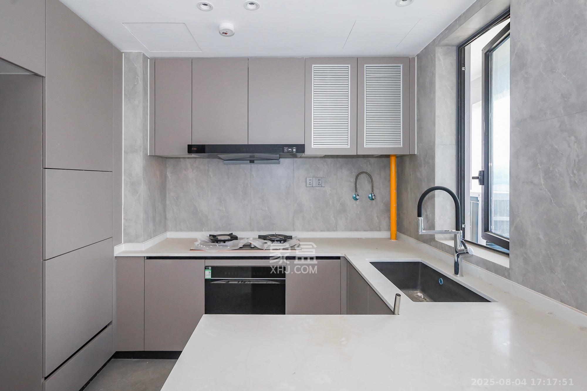 万科森林公园  1室0厅0卫    180.0万 万科森林公园  1室0厅0卫    180.0万厨房