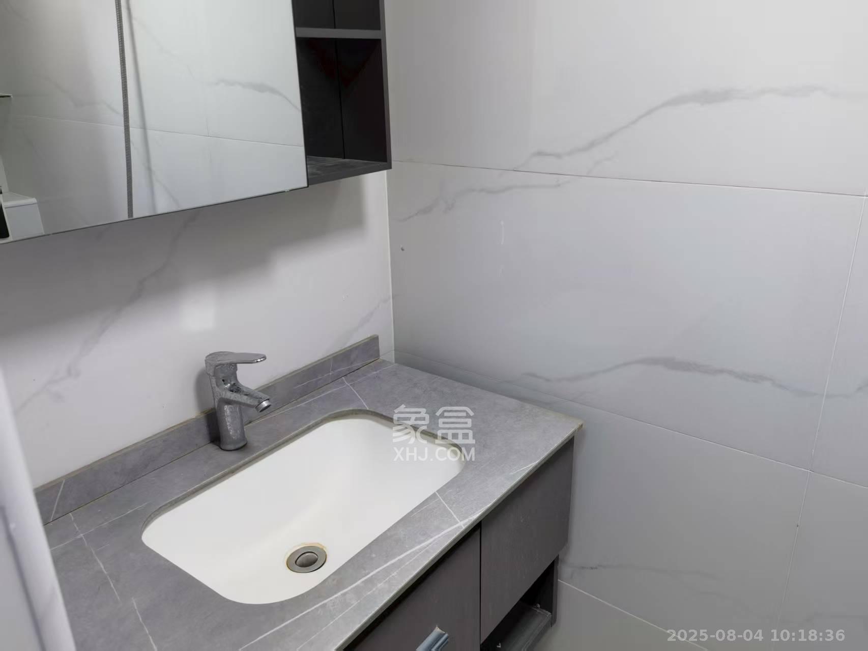 保利海德公园 1室1厅1卫 1700.0元/月 保利海德公园 1室1厅1卫 1700.0元/月室内图